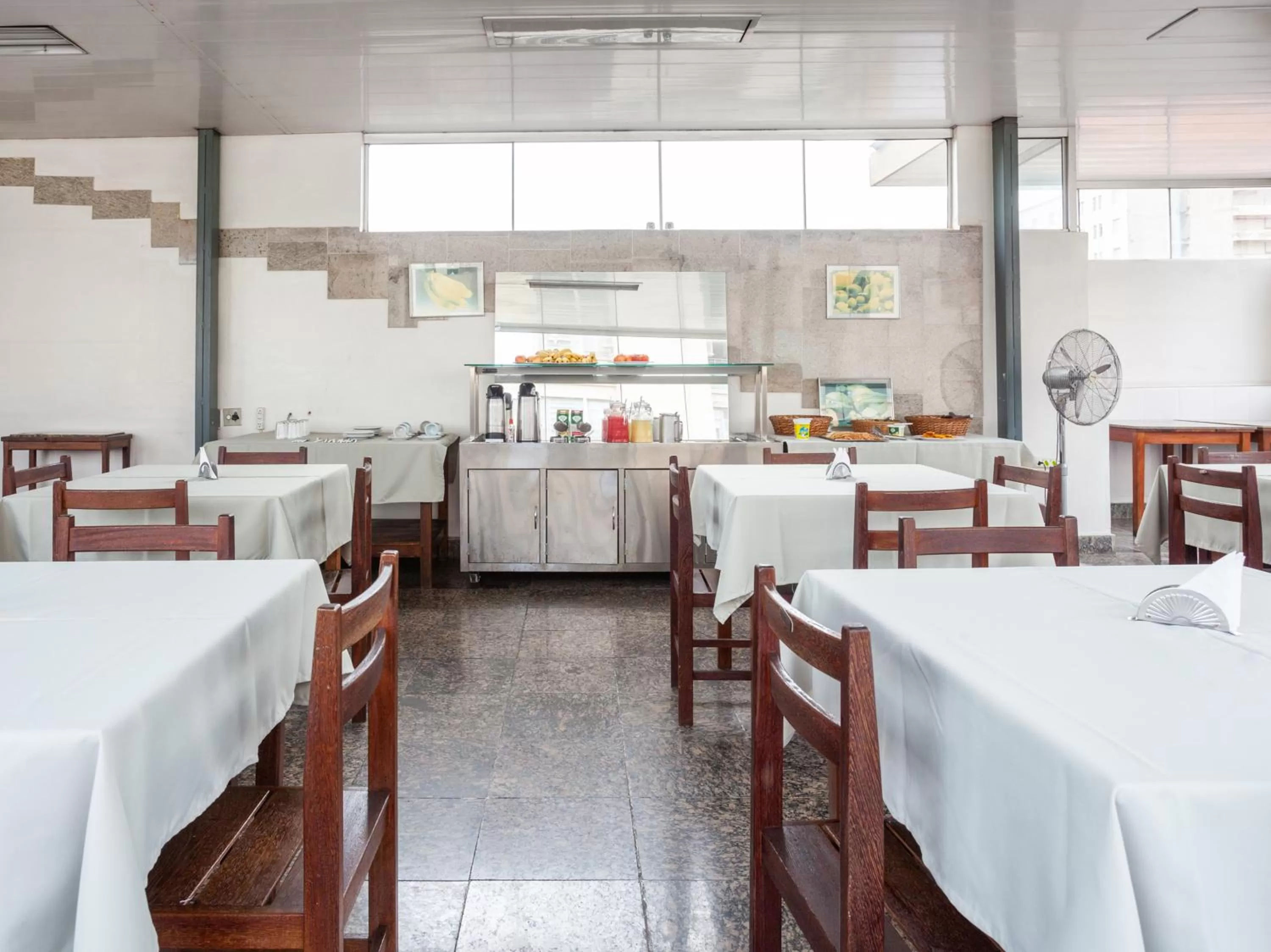 Restaurant/places to eat in Hotel Economy 888 - Próximo a Praça da Estação e Rodoviária