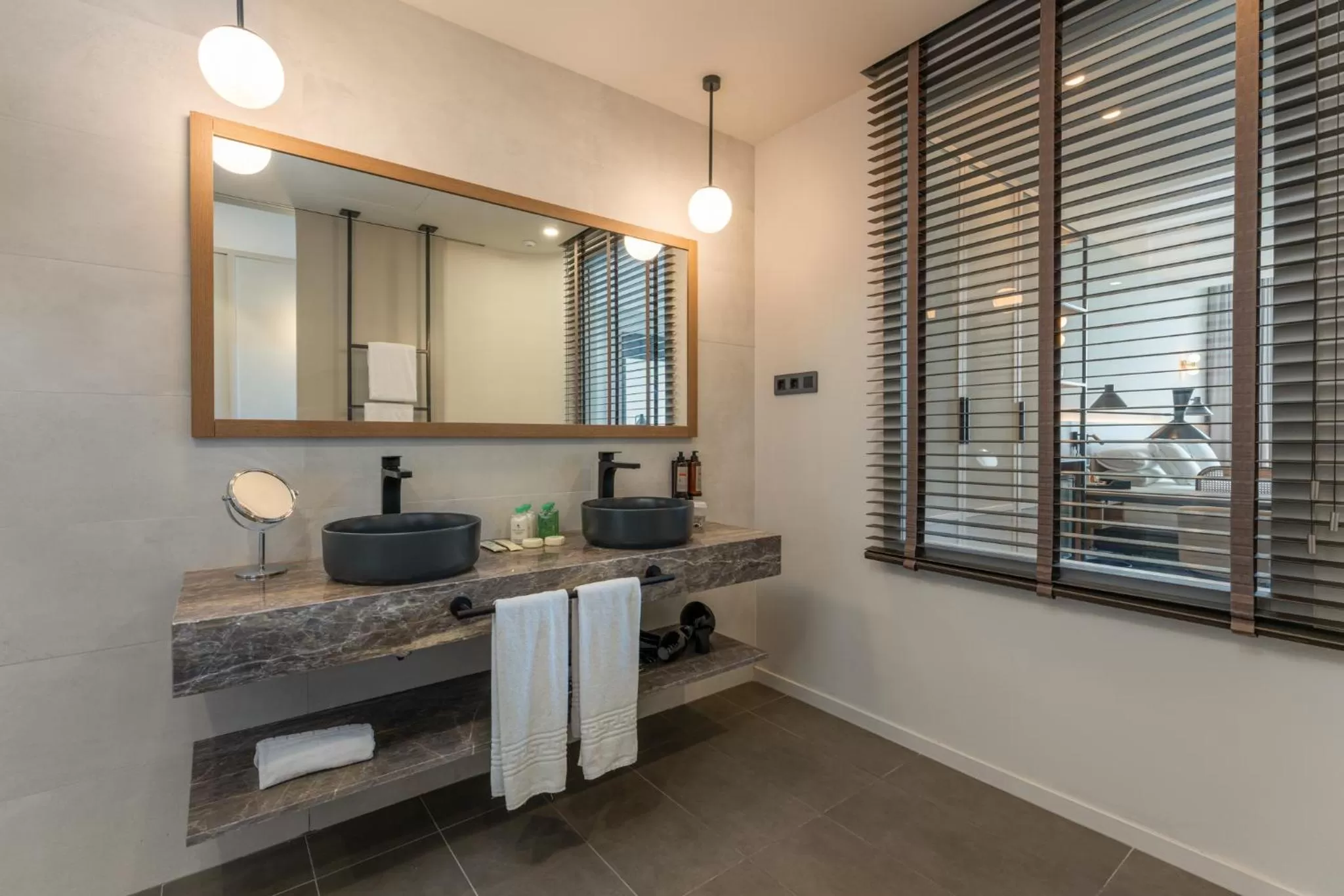 Bathroom in Hotel LIVVO Lumm