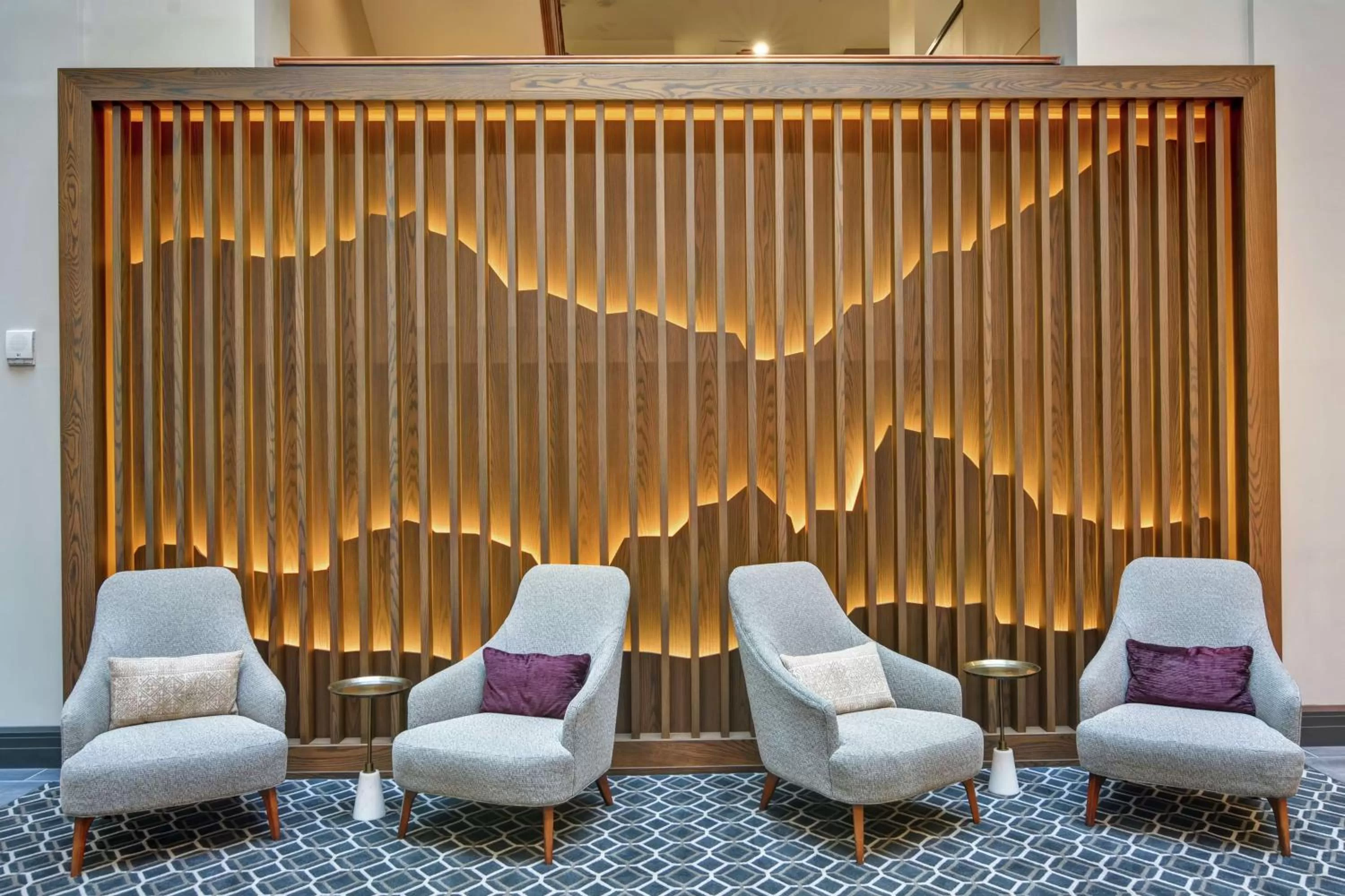 Lobby or reception in The Cincinnatian Curio Collection by Hilton
