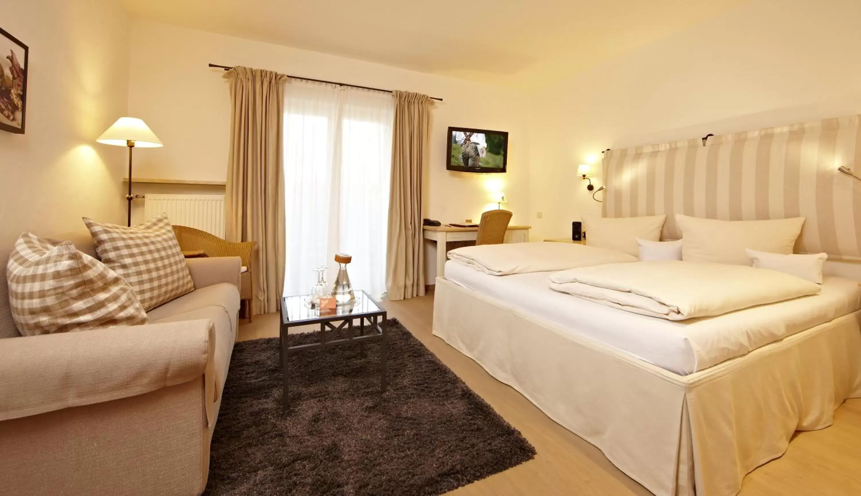 Classic Double Room Alpine in Hotel Staudacherhof History & Lifestyle Classic Double Room Alpine in Hotel Staudacherhof History & Lifestyle