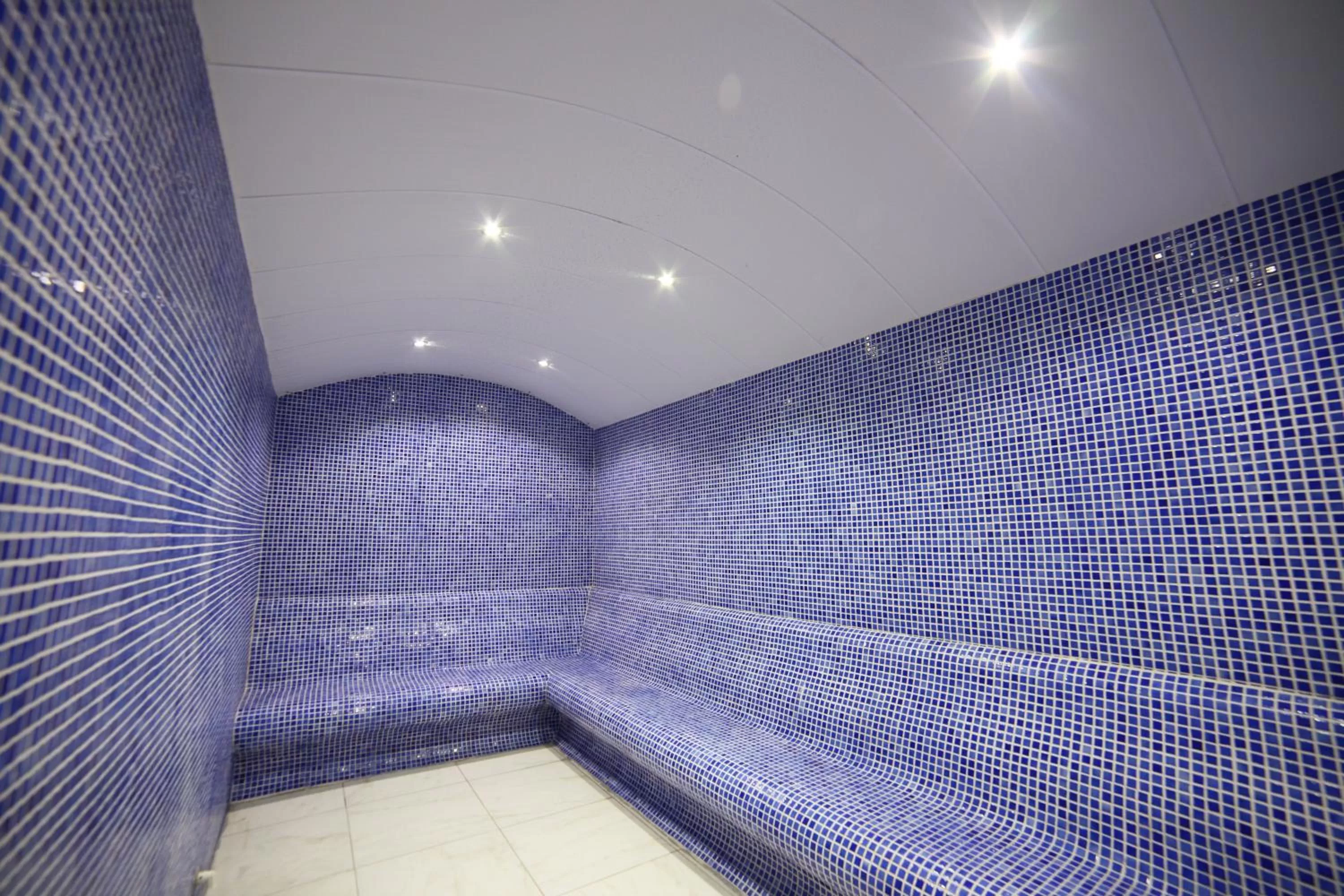 Steam room in Ramada Plaza By Wyndham Konya