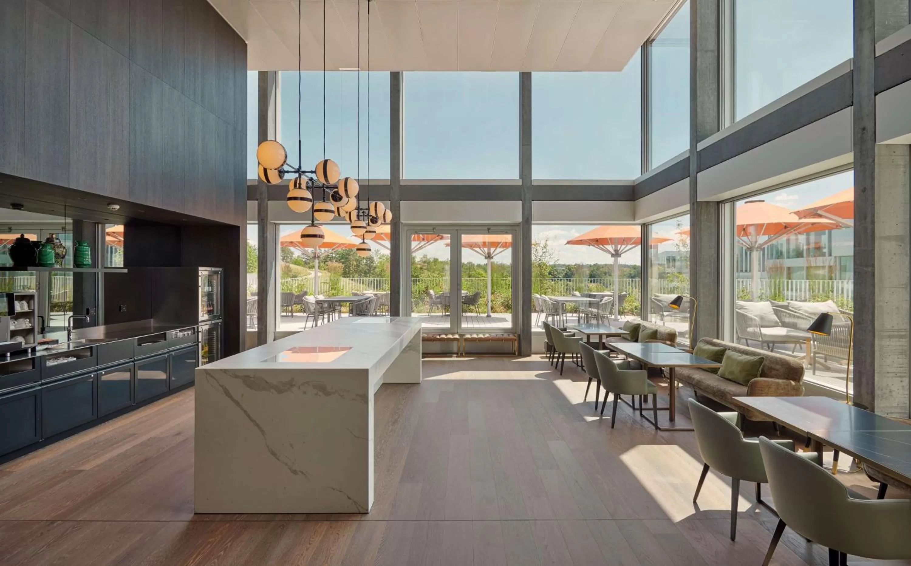 Restaurant/places to eat in Hyatt Regency Zurich Airport Circle