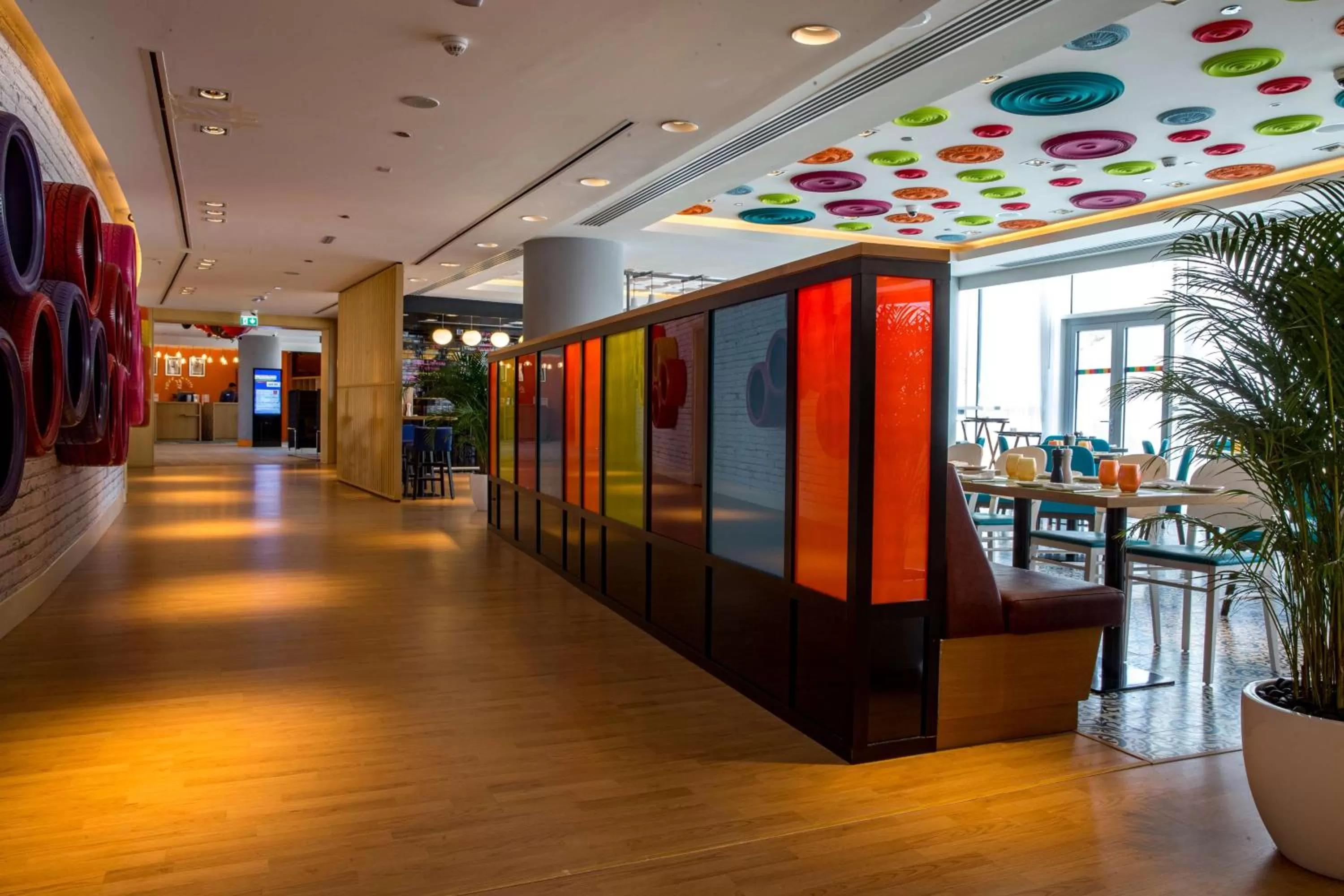 Restaurant/places to eat in Park Inn by Radisson Dubai Motor City