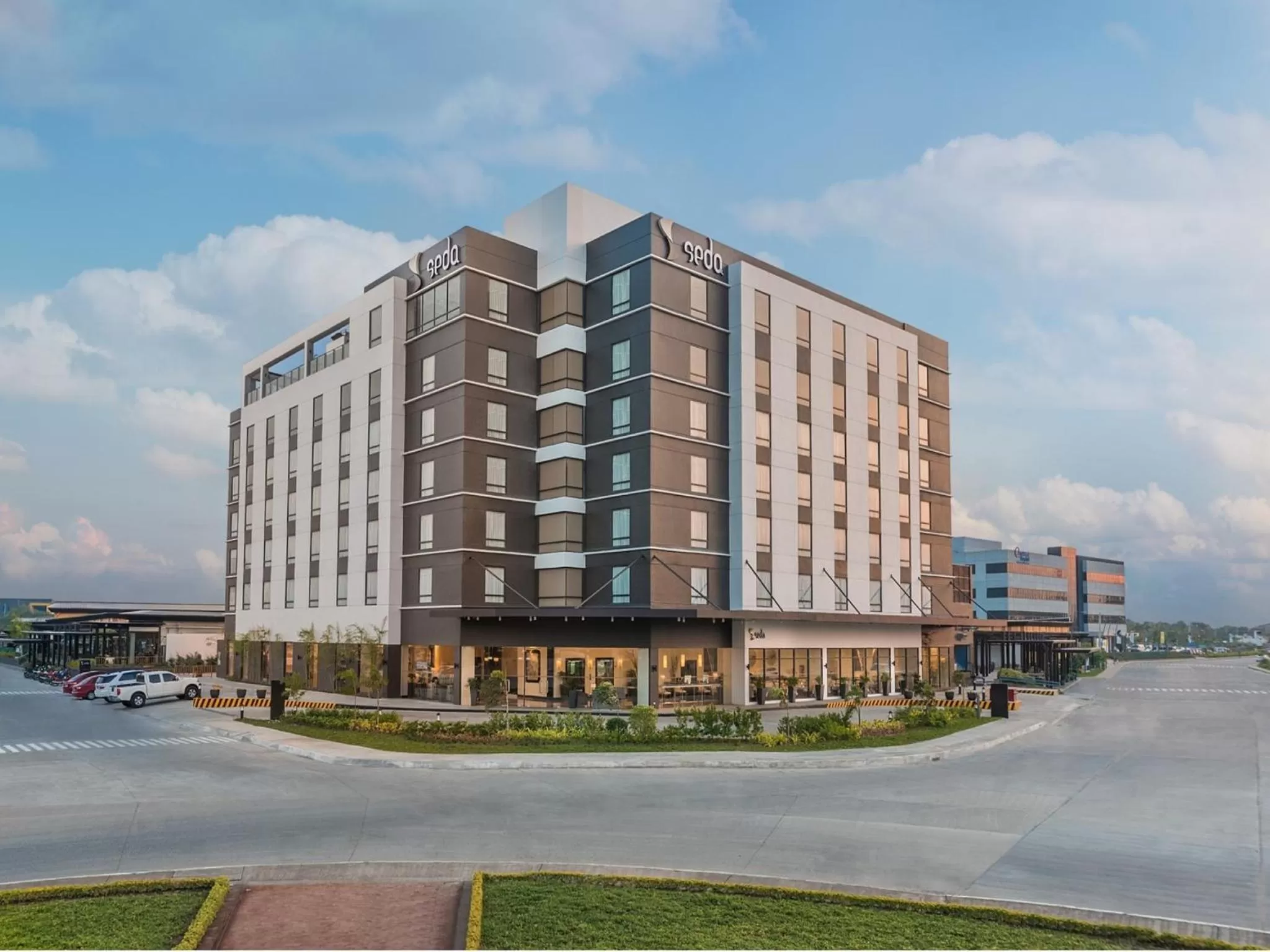 Property building in Seda Atria