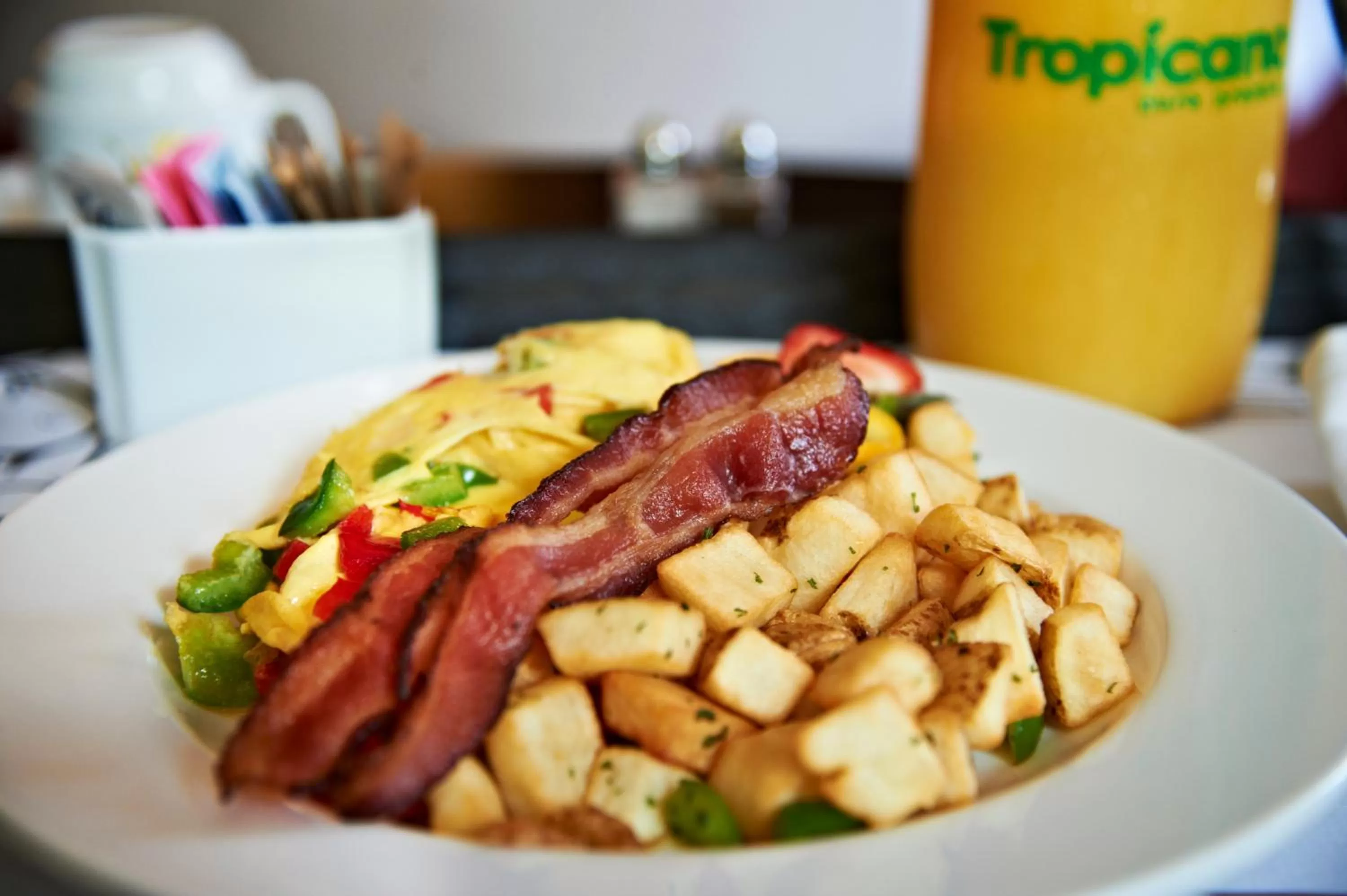 Food in Holiday Inn Birmingham - Hoover by IHG