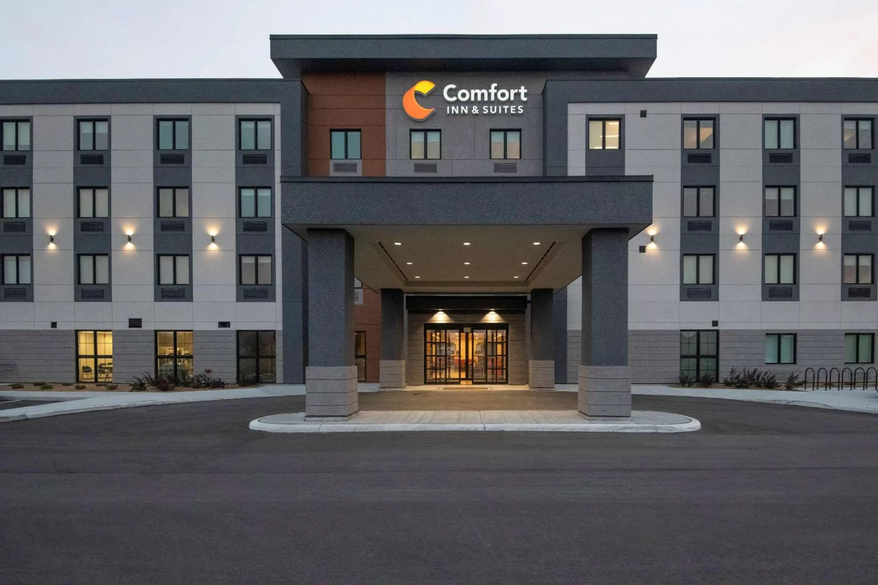 Property building in Comfort Inn & Suites