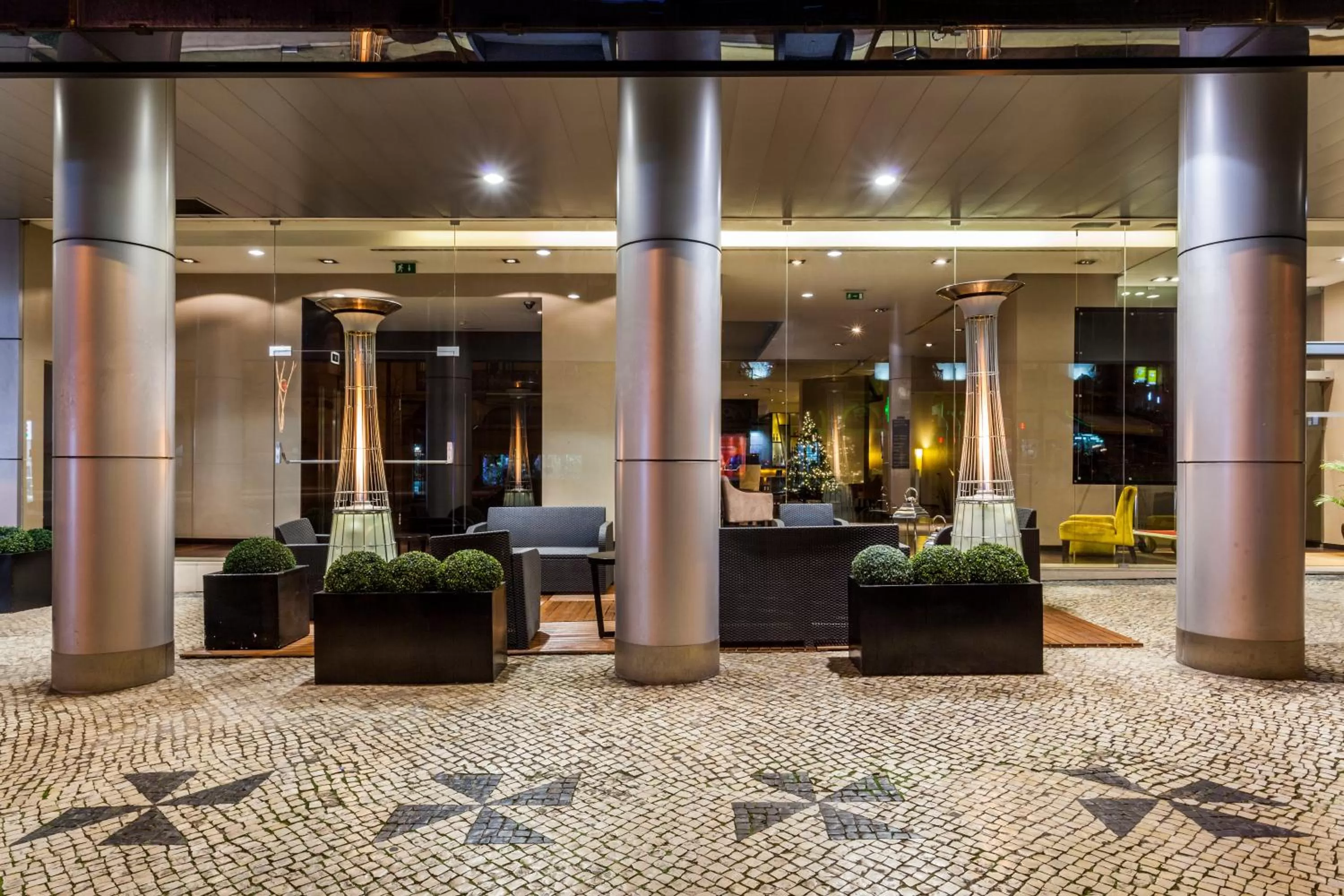 Facade/entrance in Czar Lisbon Hotel