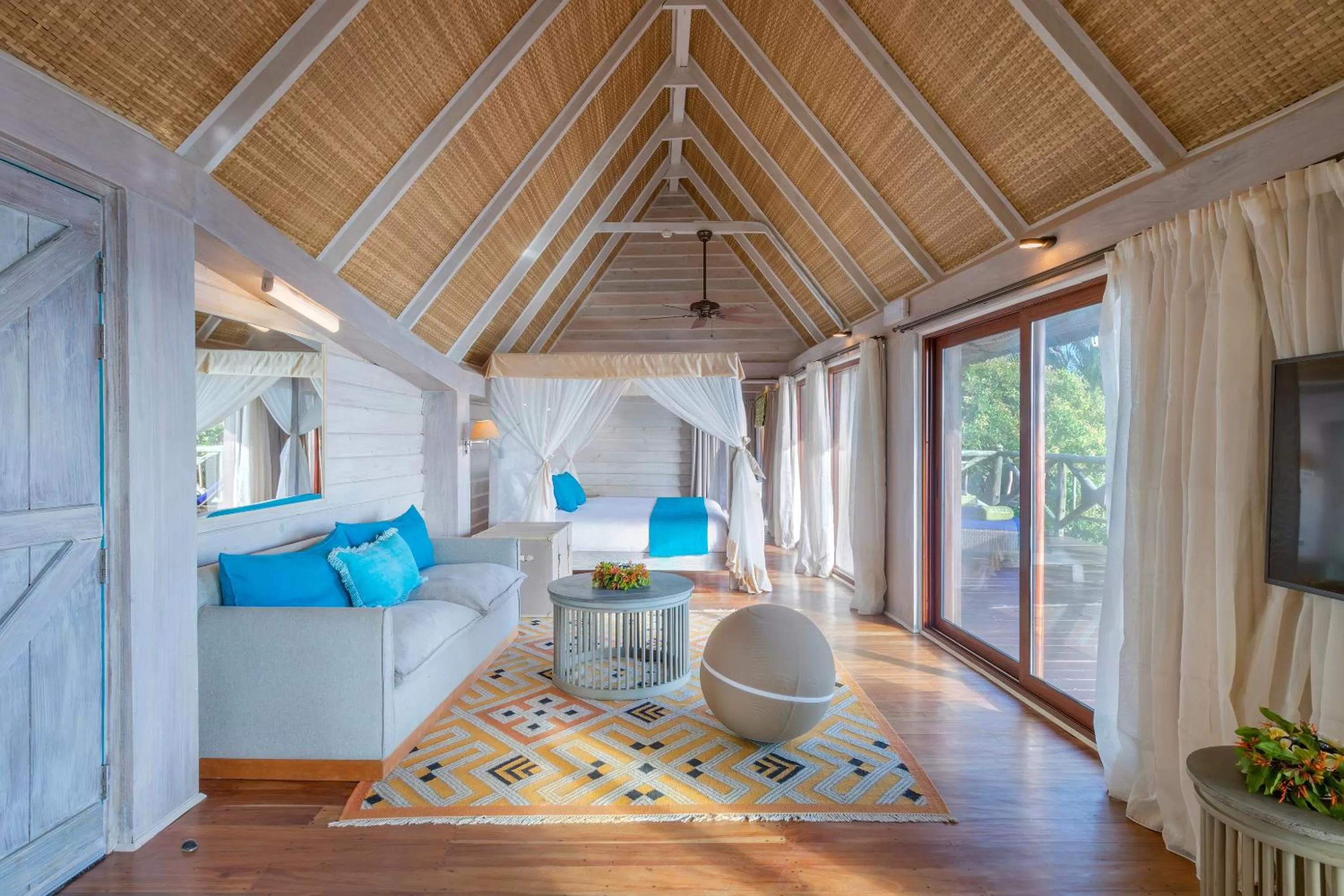 Bed in Melia Zanzibar