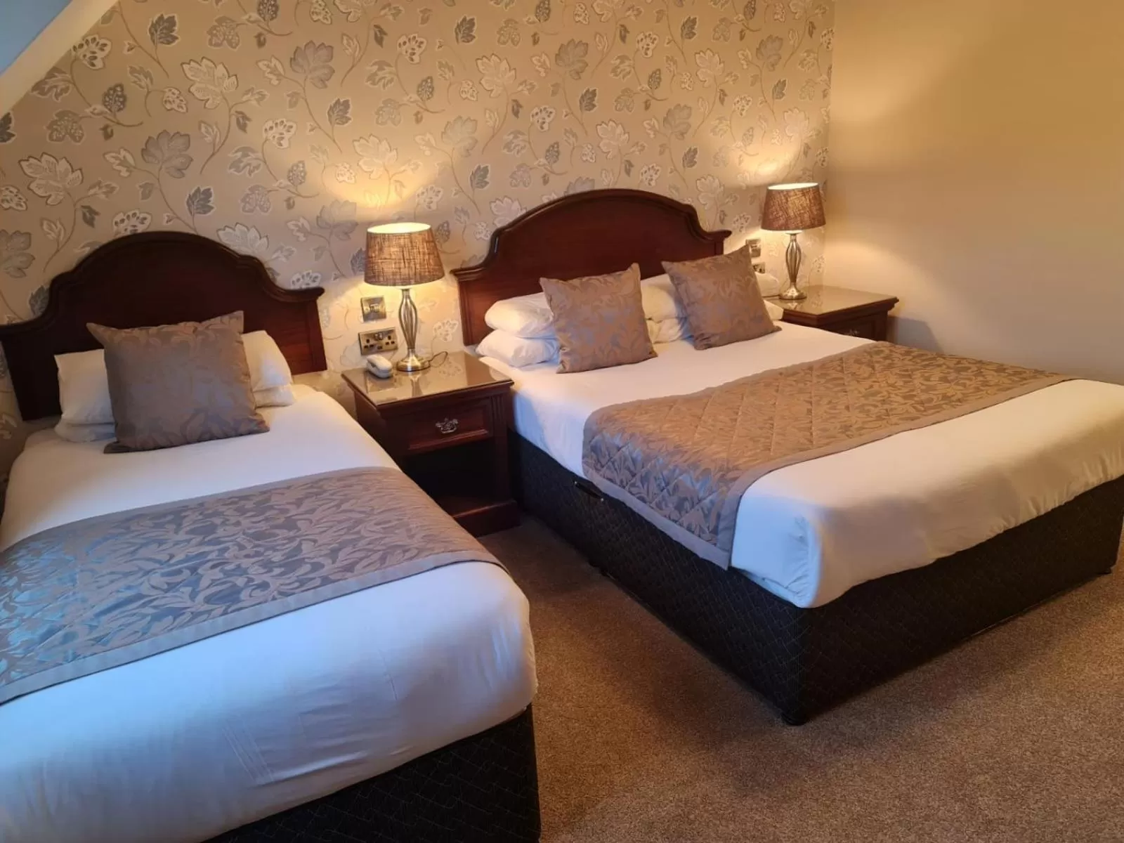 Photo of the whole room, Bed in Abbey Hotel Donegal
