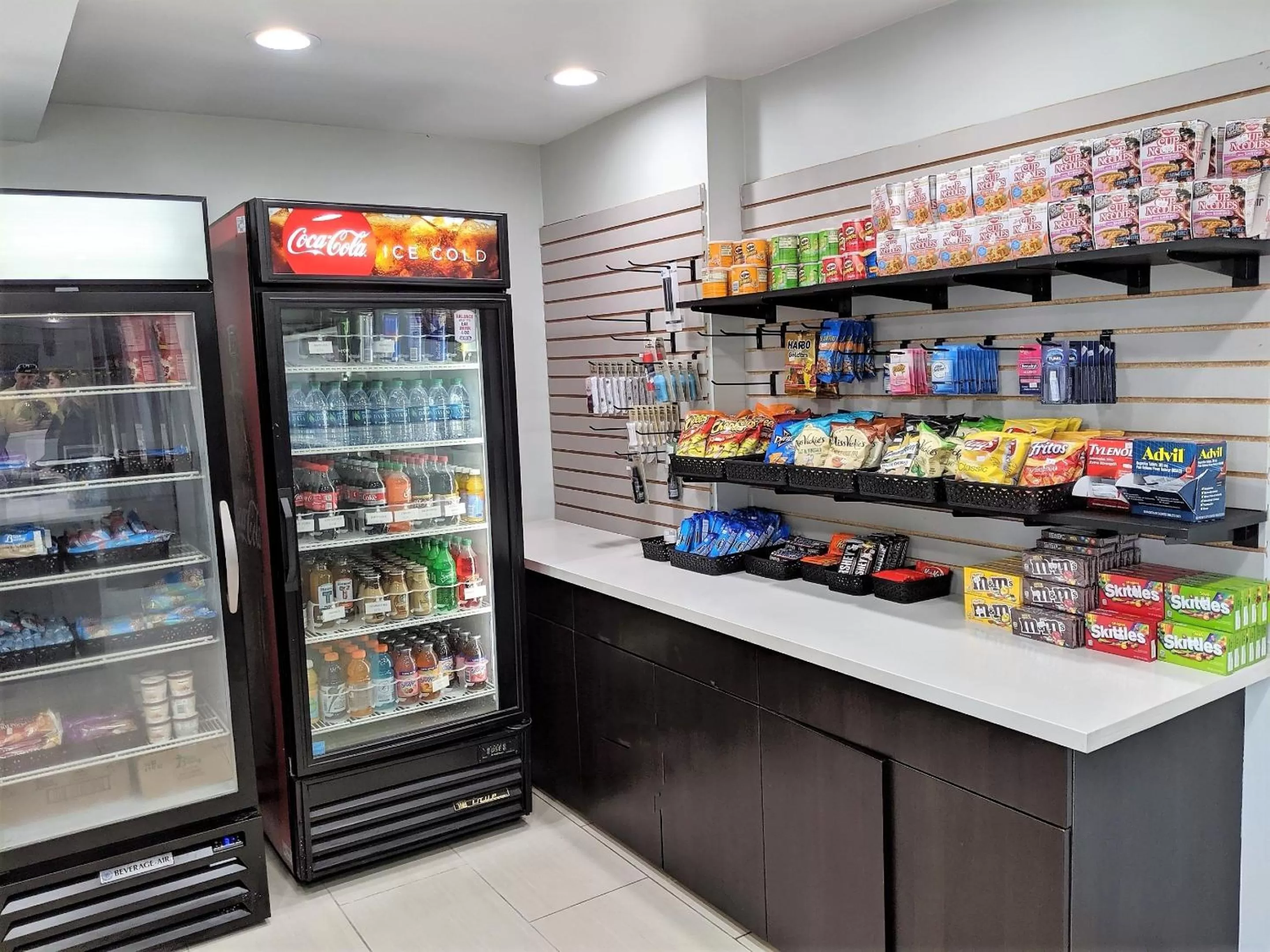 Restaurant/places to eat in Best Western Plus Commerce Hotel