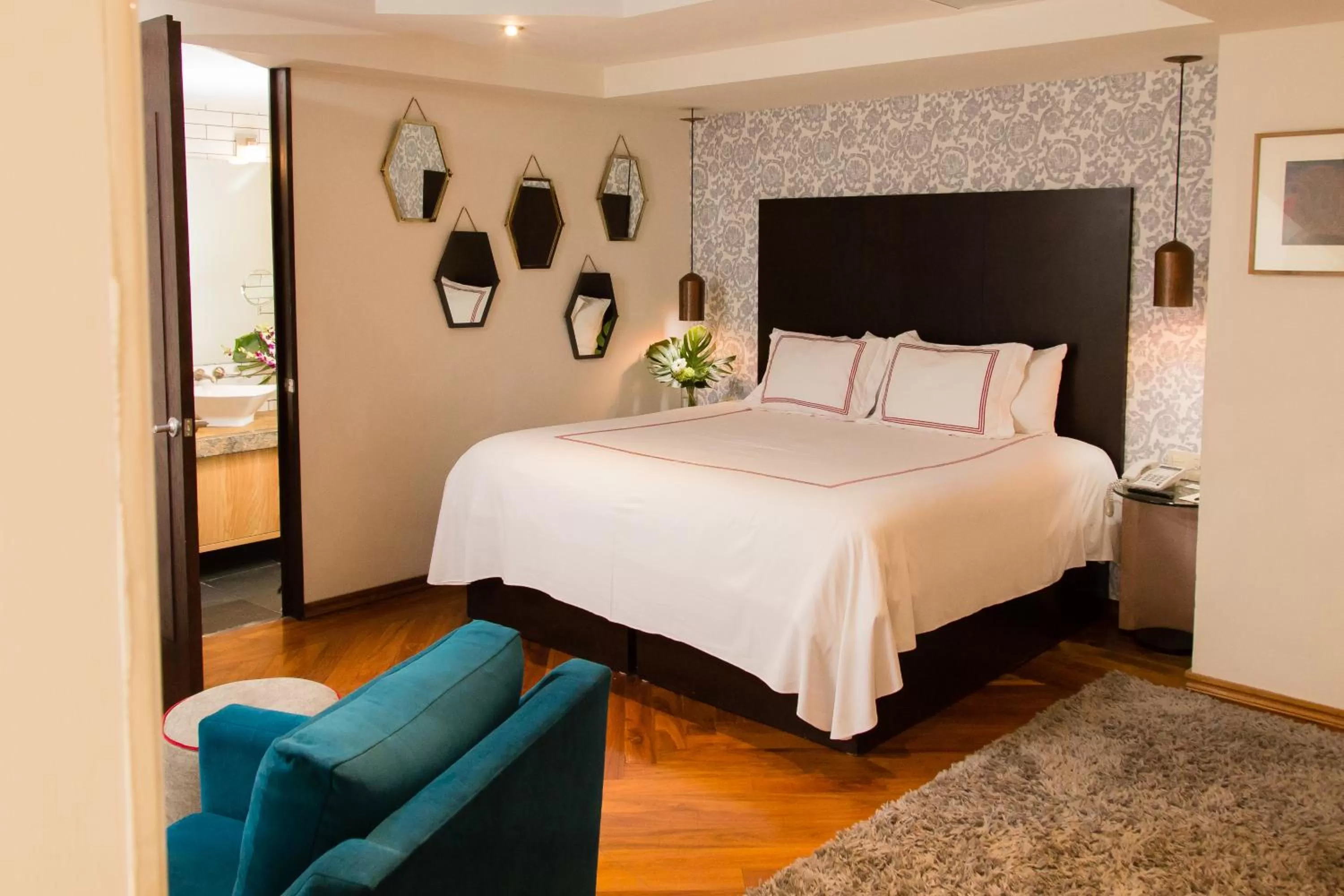 Standard King Room in Santa Rita Hotel del Arte