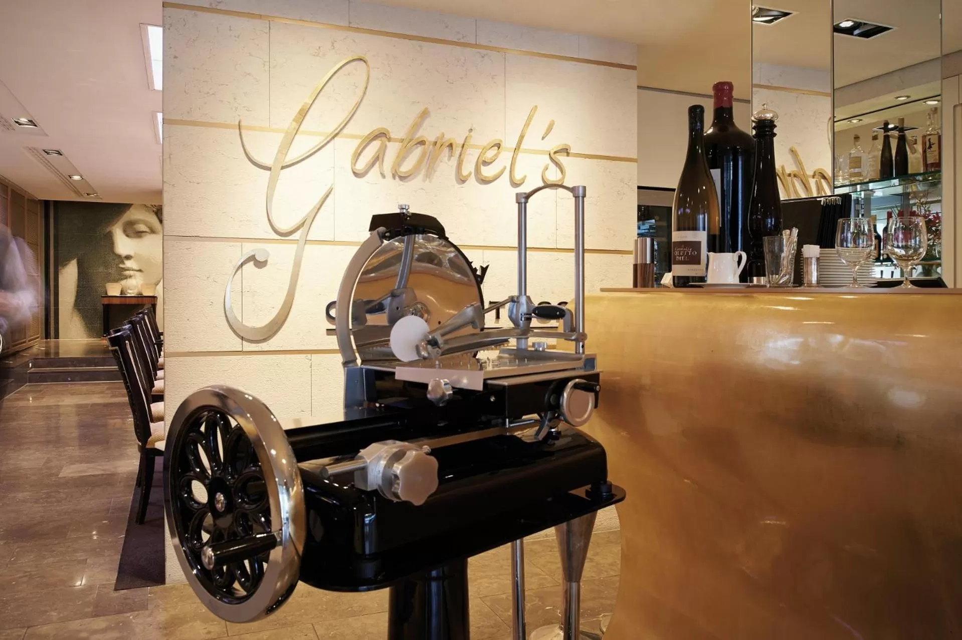 Restaurant/places to eat in Hotel Kaiserhof