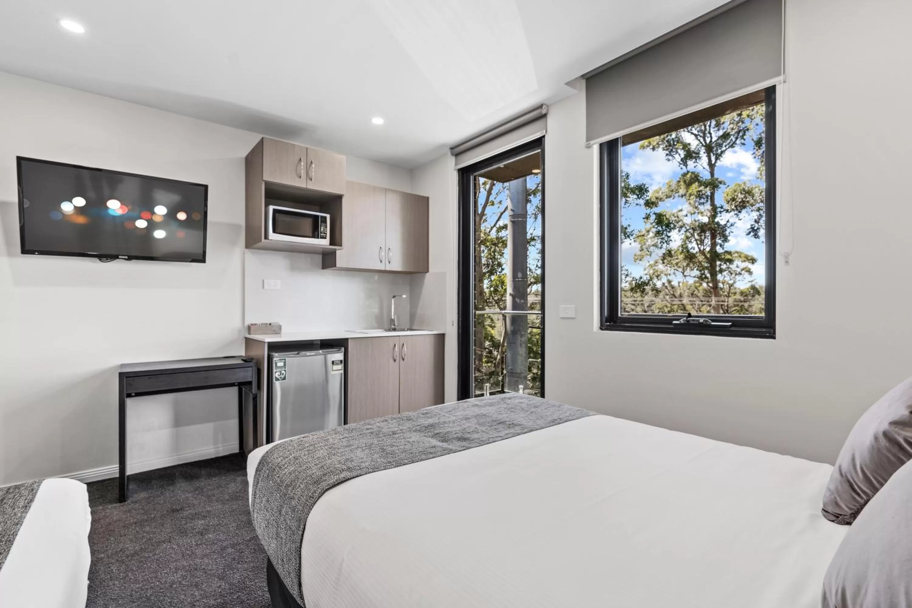 Bedroom, Bed in Seranin | Gordon