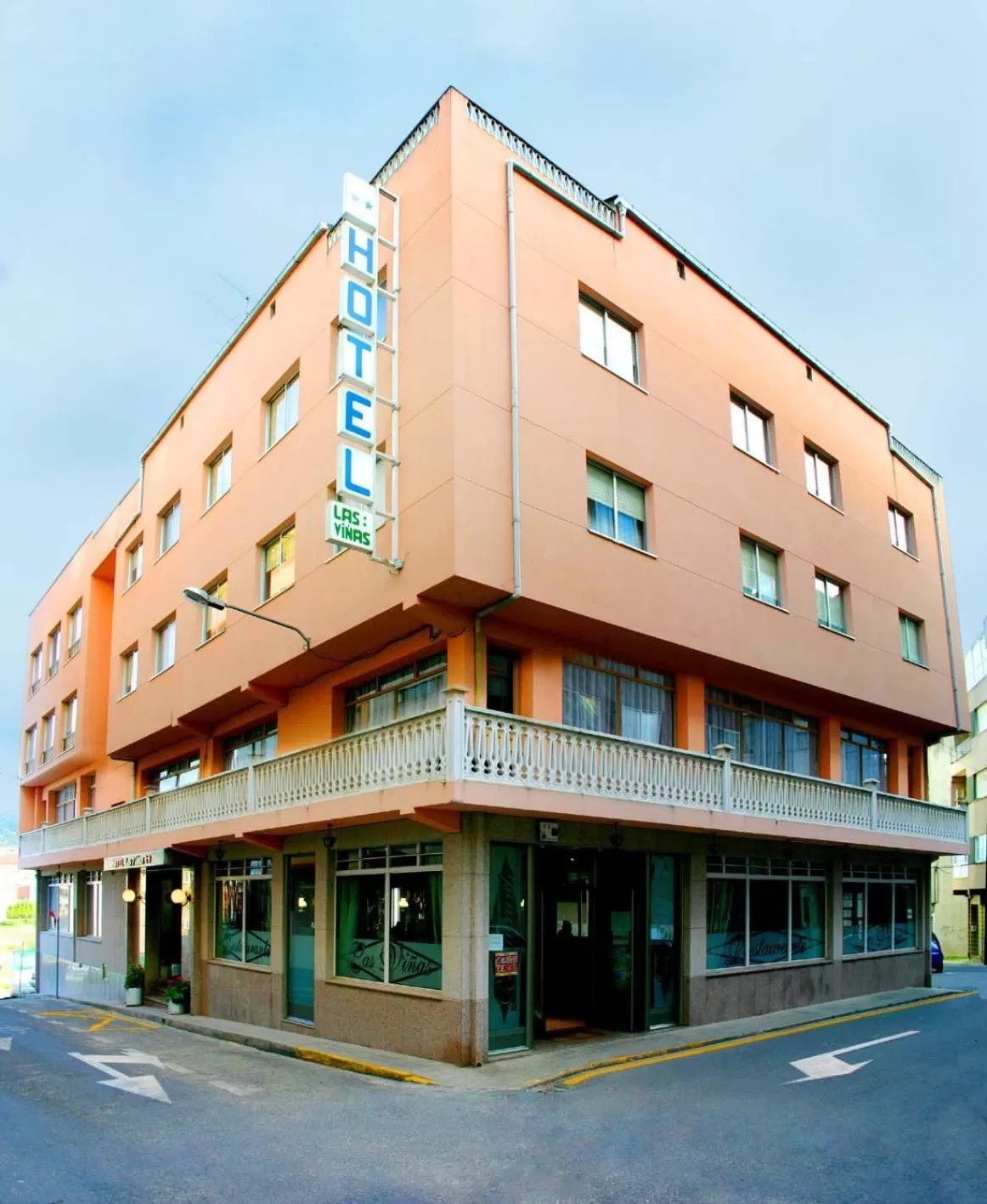 Property building in Hotel Las Viñas