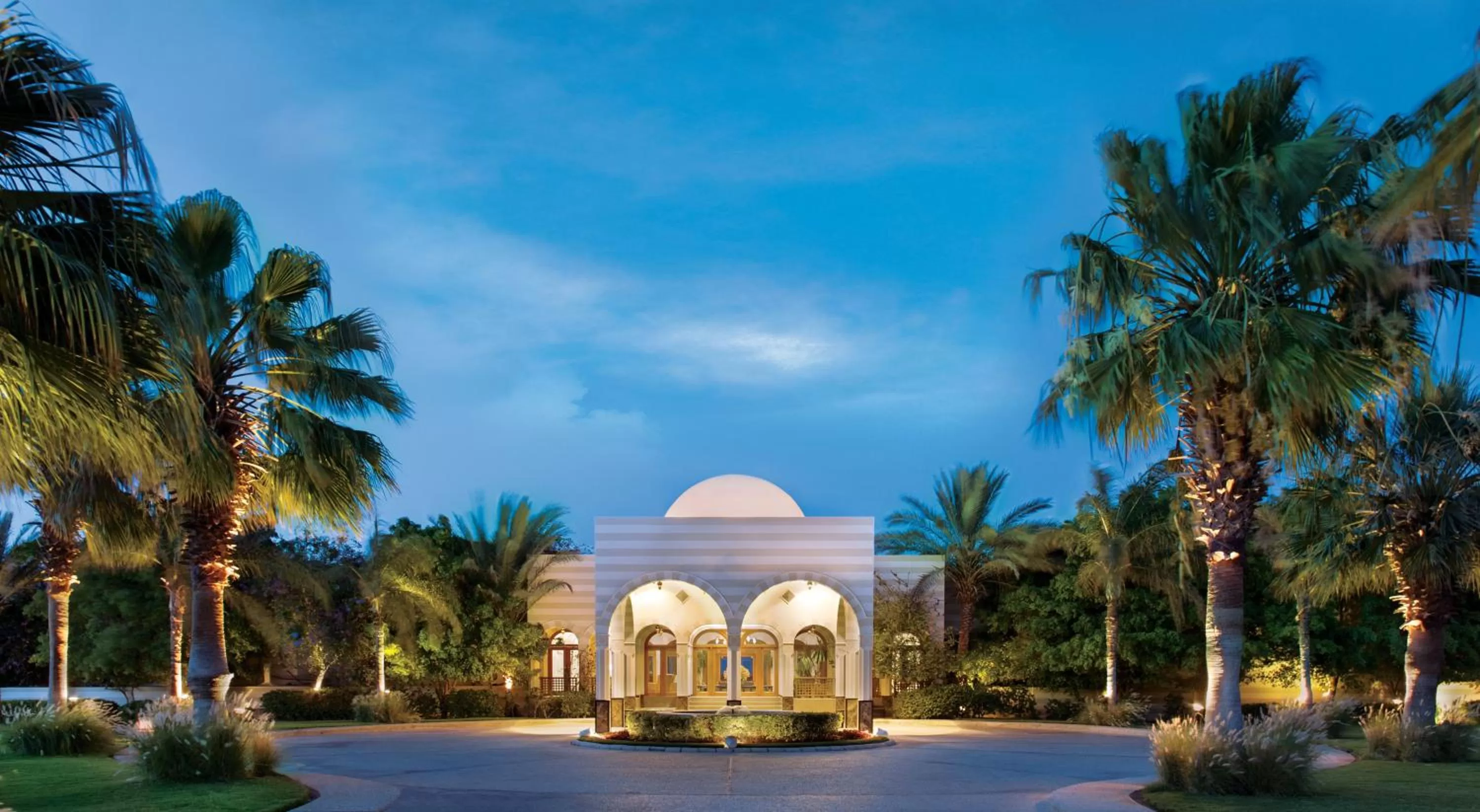 Facade/entrance in The Oberoi Beach Resort, Sahl Hasheesh