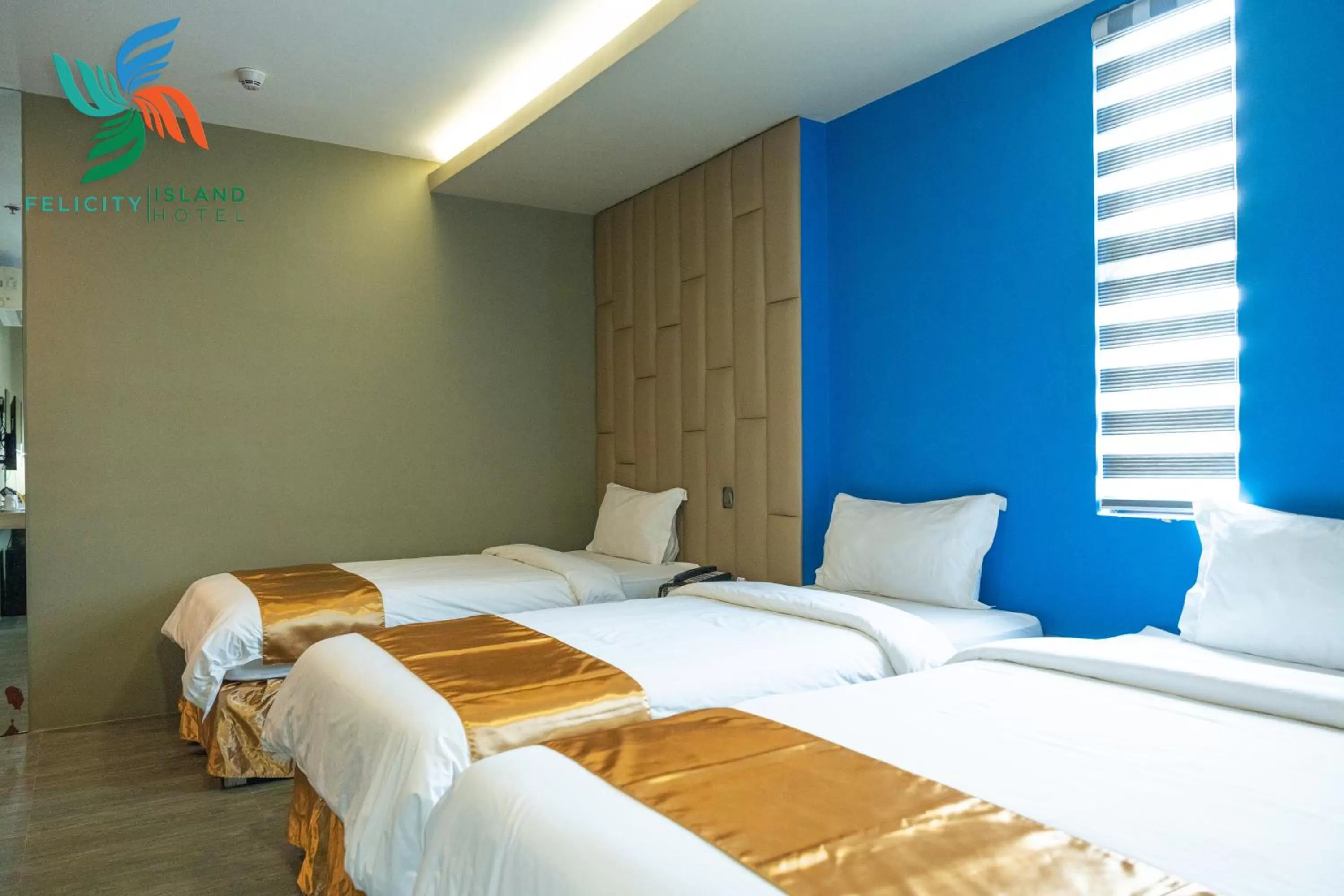 Bedroom, Bed in Felicity Island Hotel