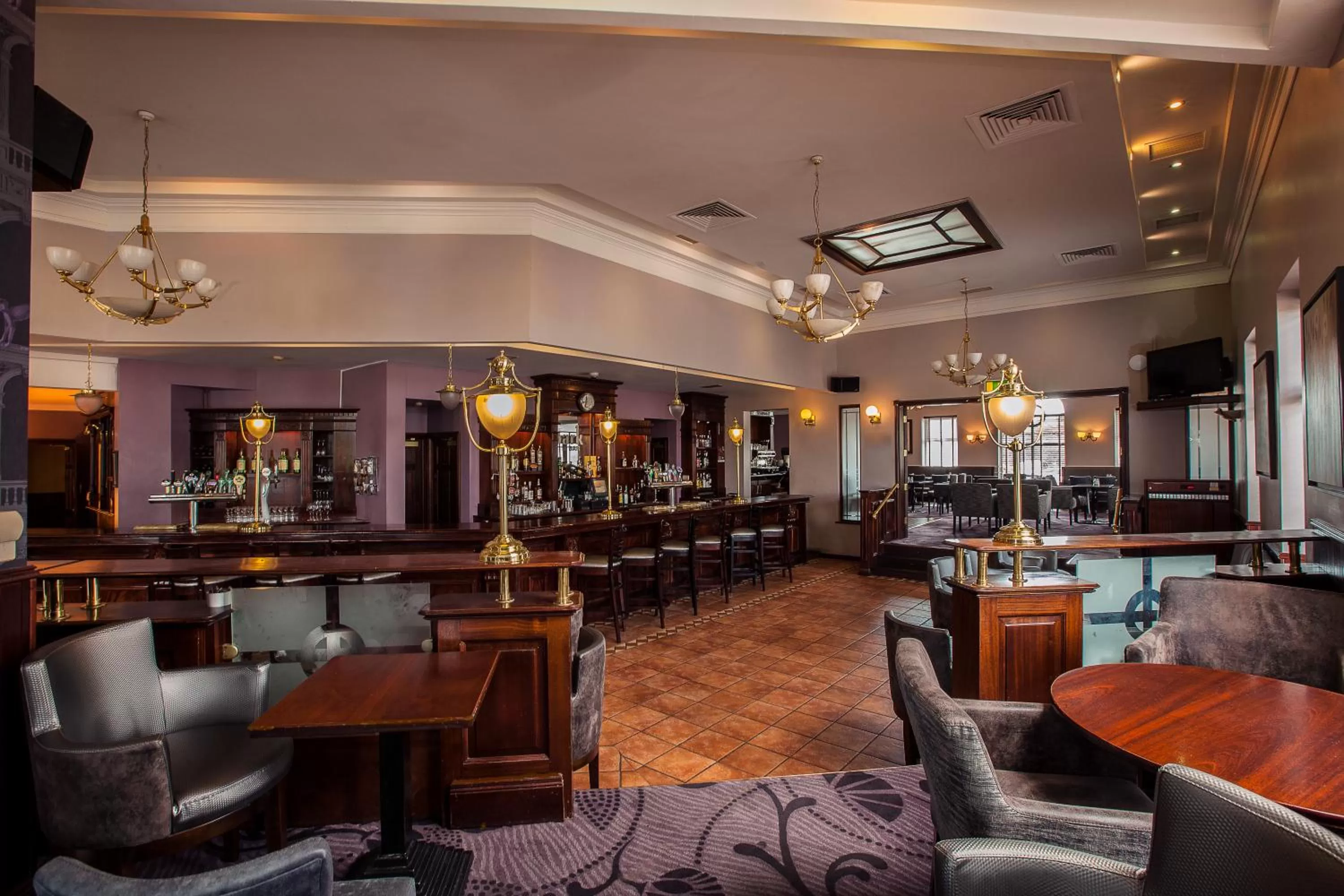 Restaurant/Places to Eat in Midleton Park Hotel