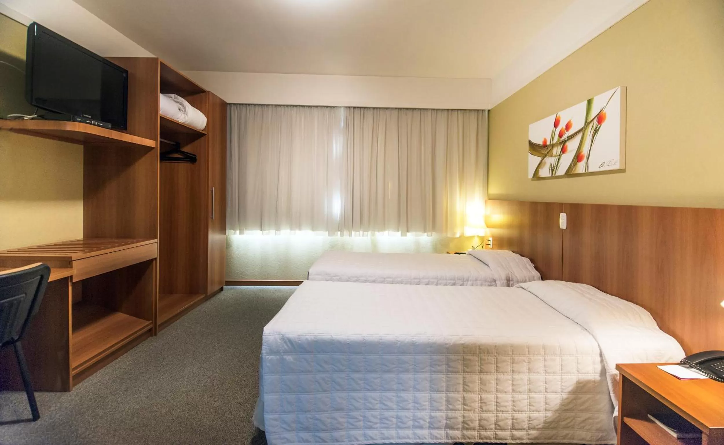 Bedroom, Bed in Tri Hotel Executive Caxias