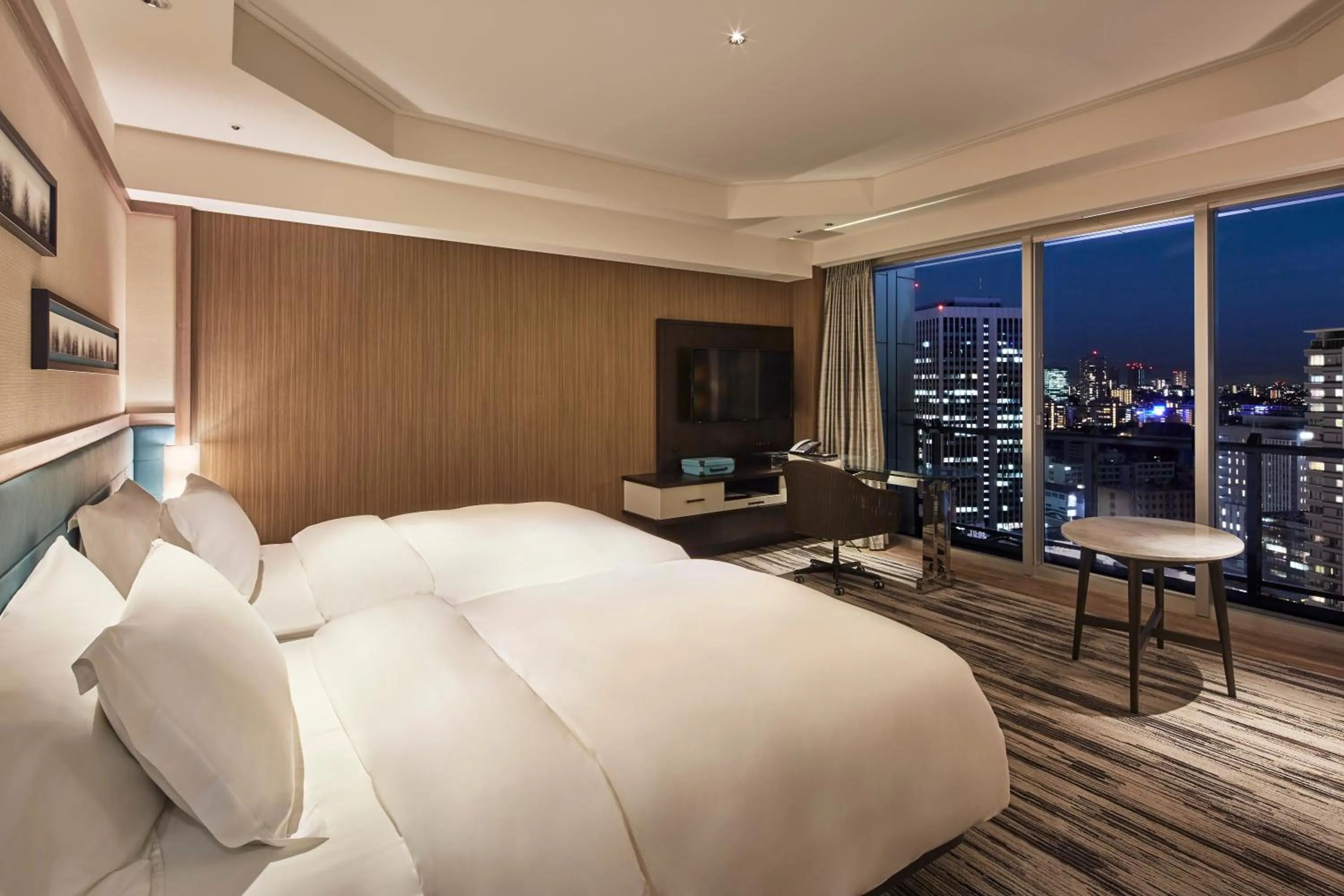 Photo of the whole room, Bed in The Prince Park Tower Tokyo - Preferred Hotels & Resorts, LVX Collection