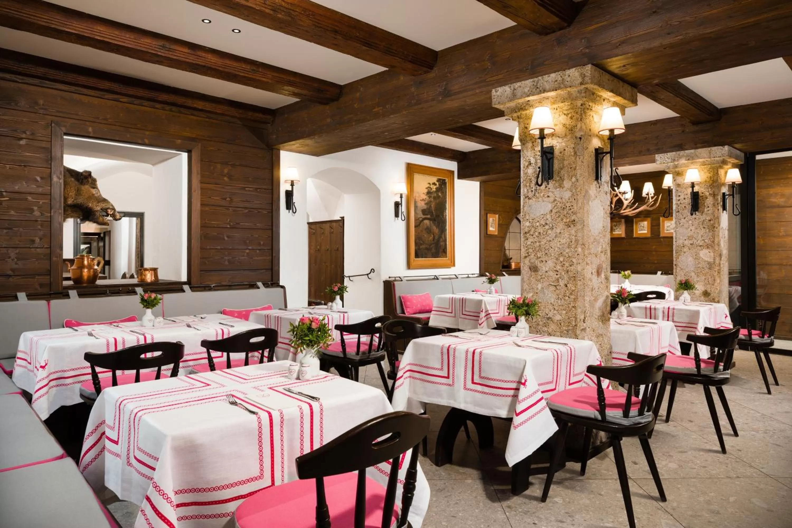 Restaurant/places to eat in Hotel Goldener Hirsch, A Luxury Collection Hotel, Salzburg