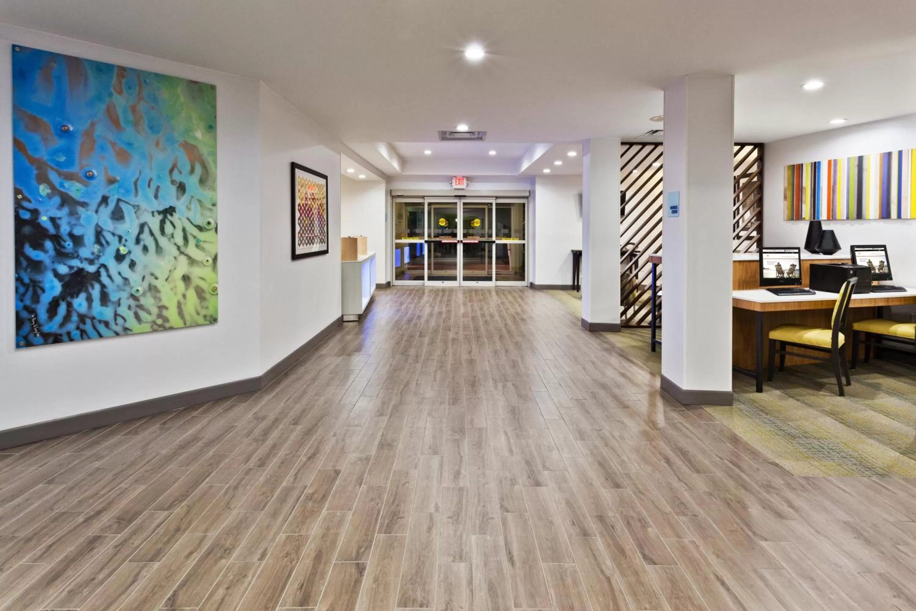 Lobby or reception in Holiday Inn Express Phenix City-Fort Benning by IHG