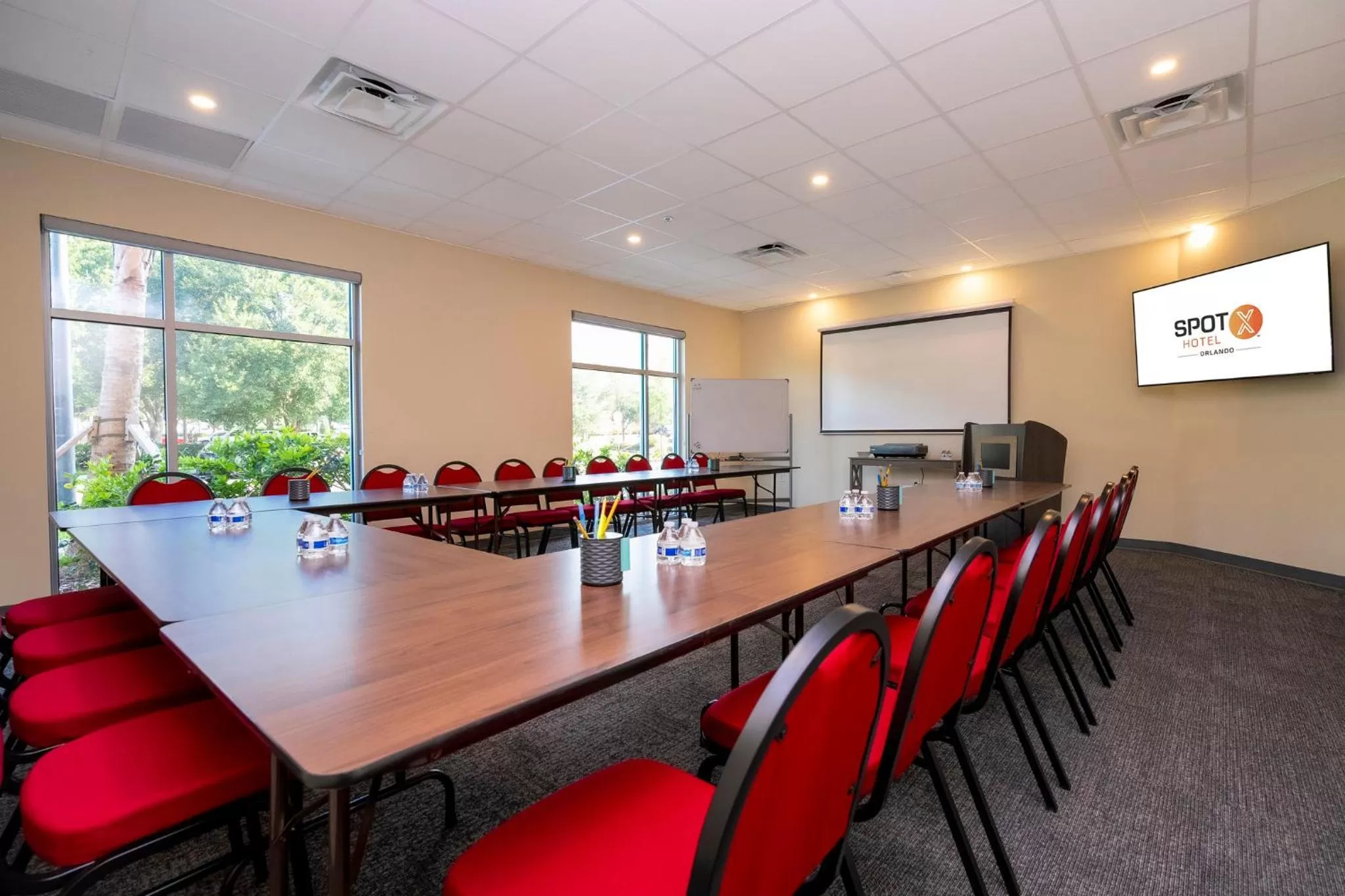 Meeting/conference room in SPOT X Hotel Orlando Intl Dr by The Red Collection