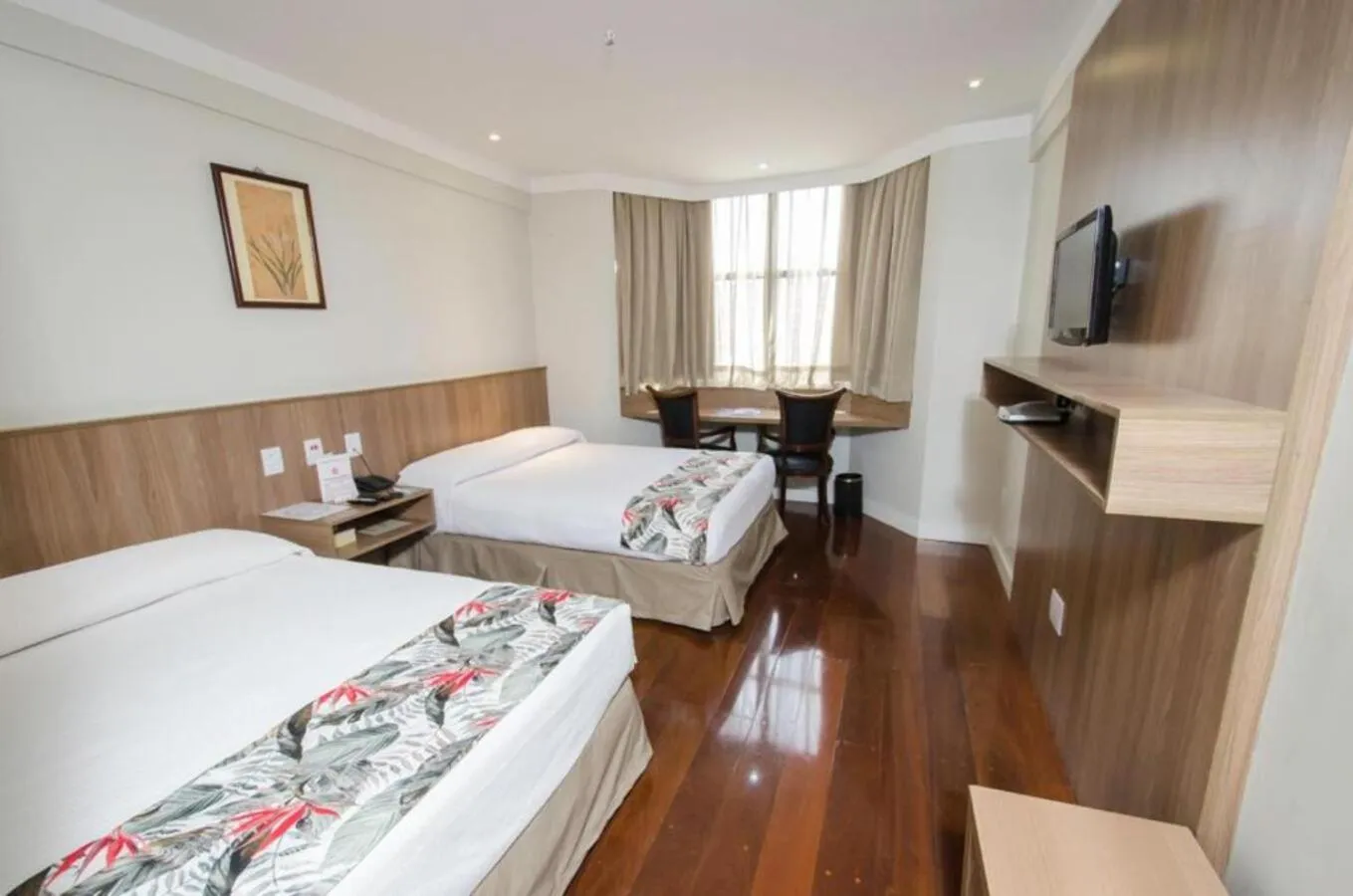 Deluxe Twin Room in Taiwan Hotel