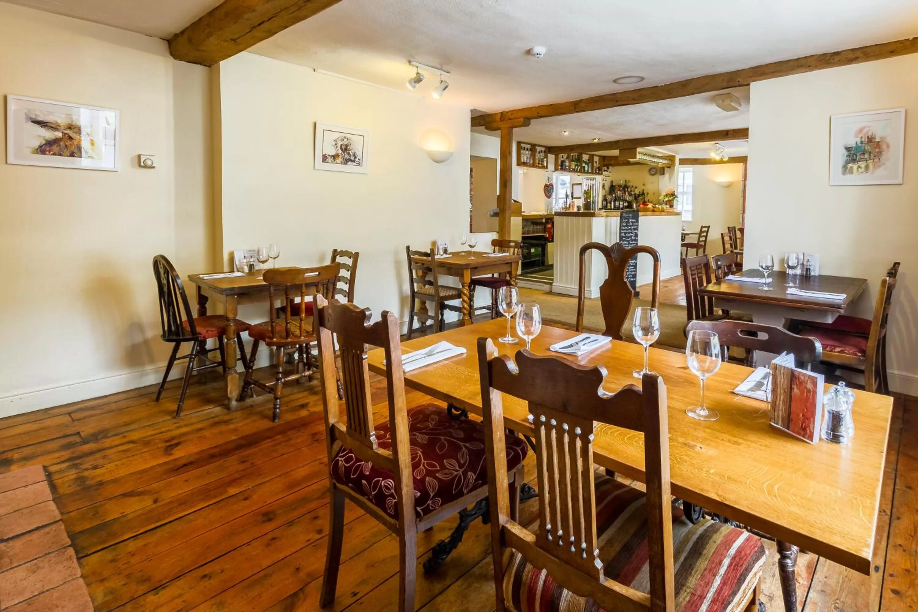 Restaurant/places to eat in The Castle Inn