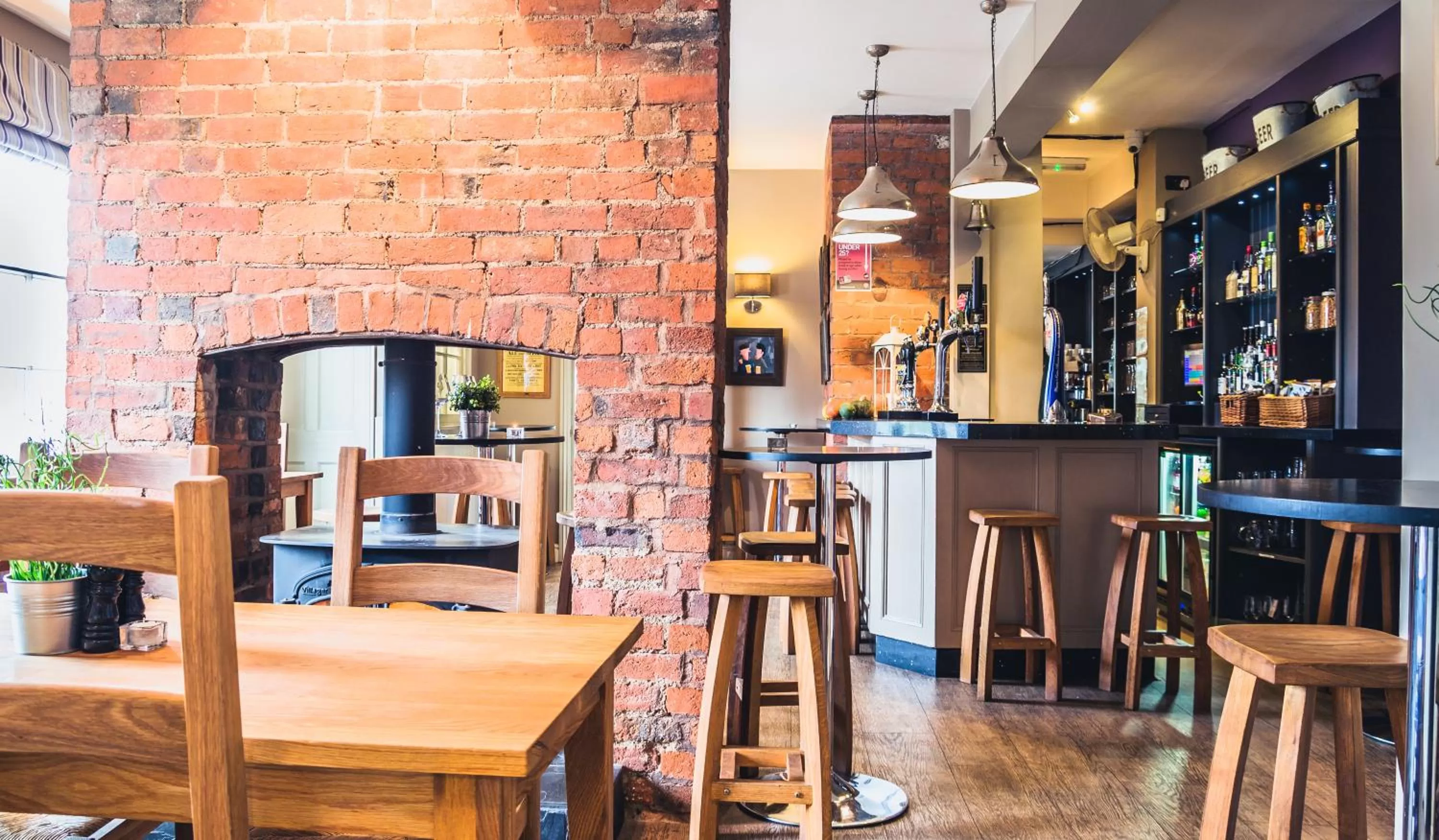 Lounge or bar in The Salwey Arms