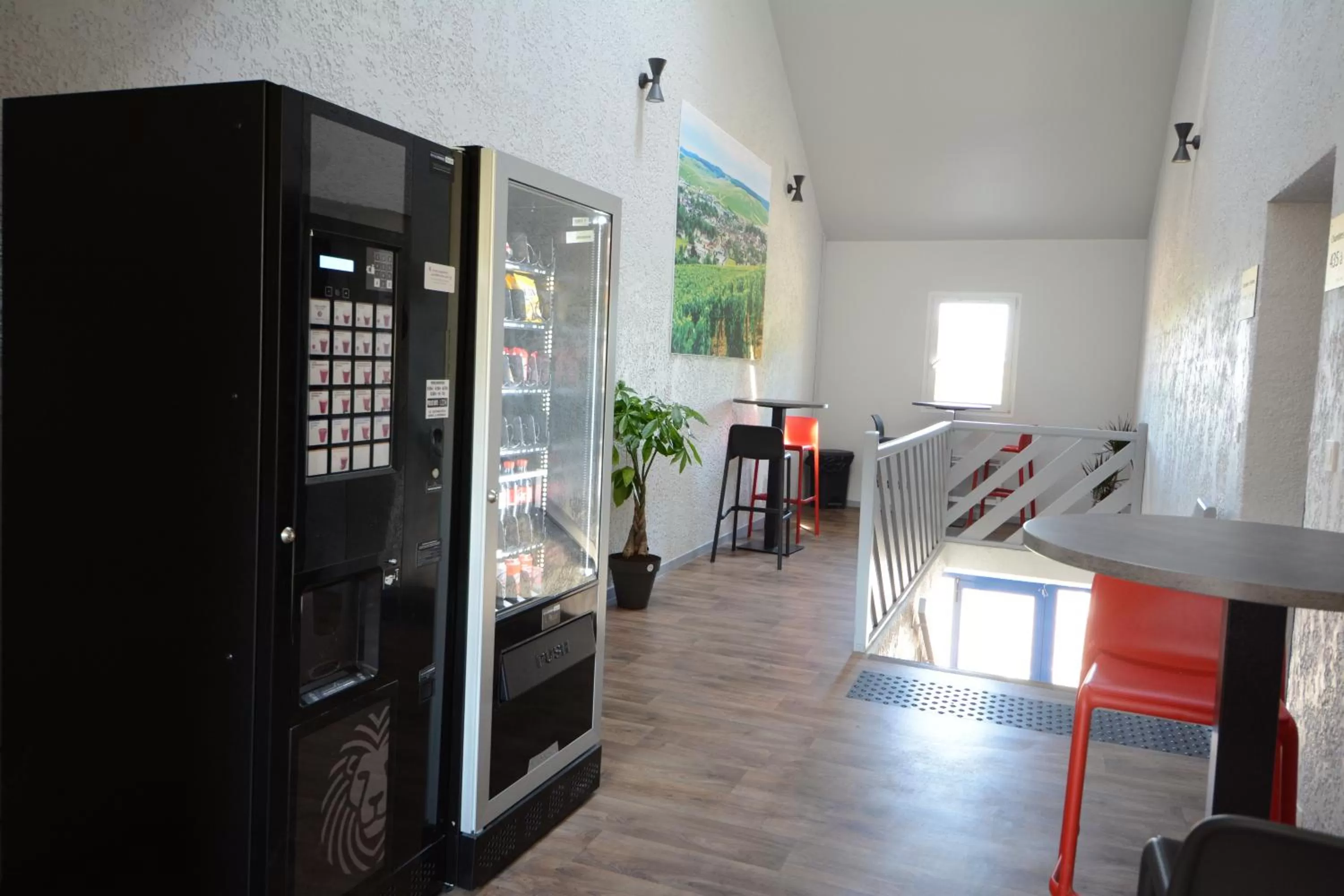 Dining area in Kyriad Direct Auxerre - Appoigny
