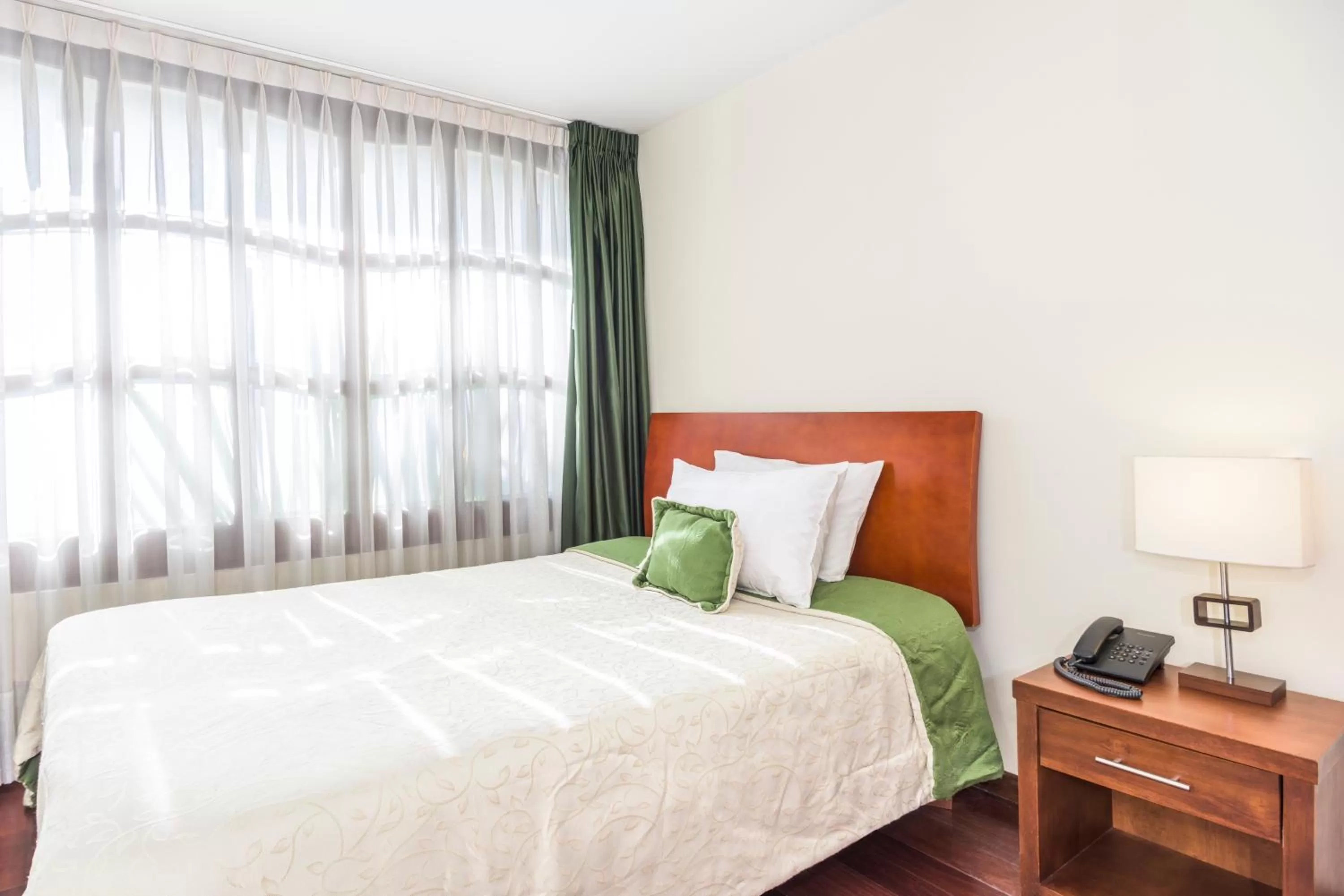 Bedroom, Bed in Hotel Portofino