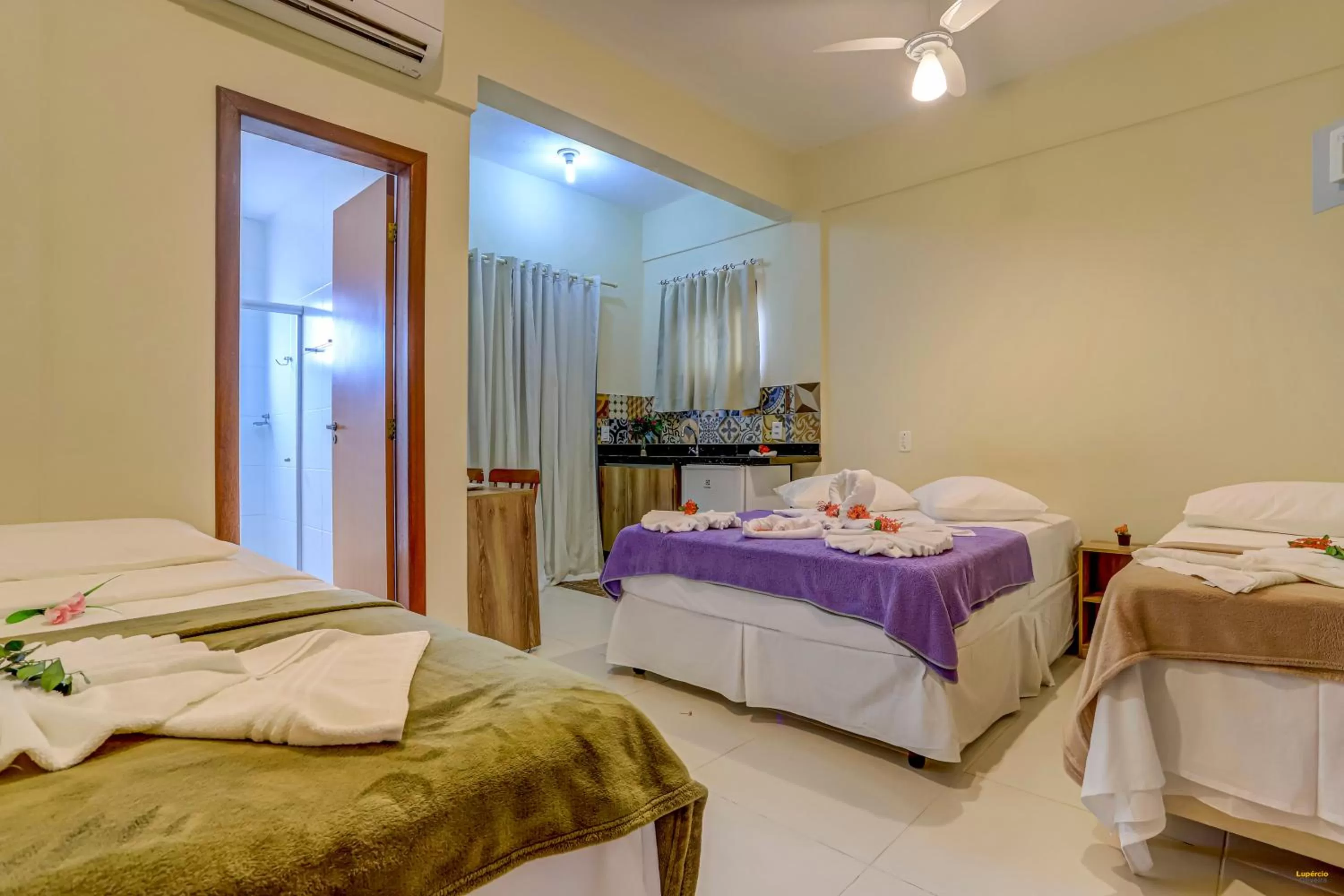 Photo of the whole room, Bed in i9 Quixaba Flat