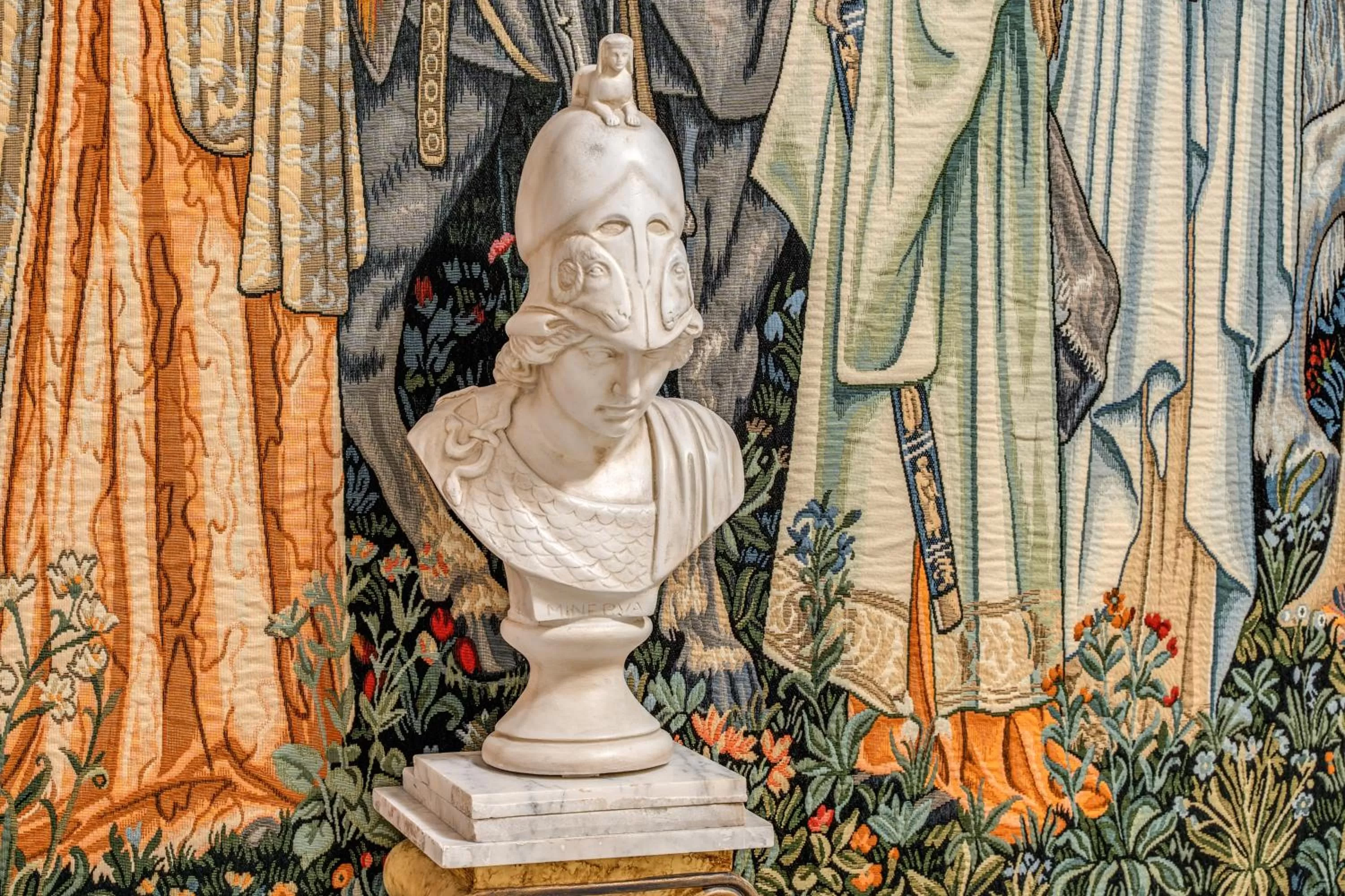 Decorative detail in Nakissa Inn