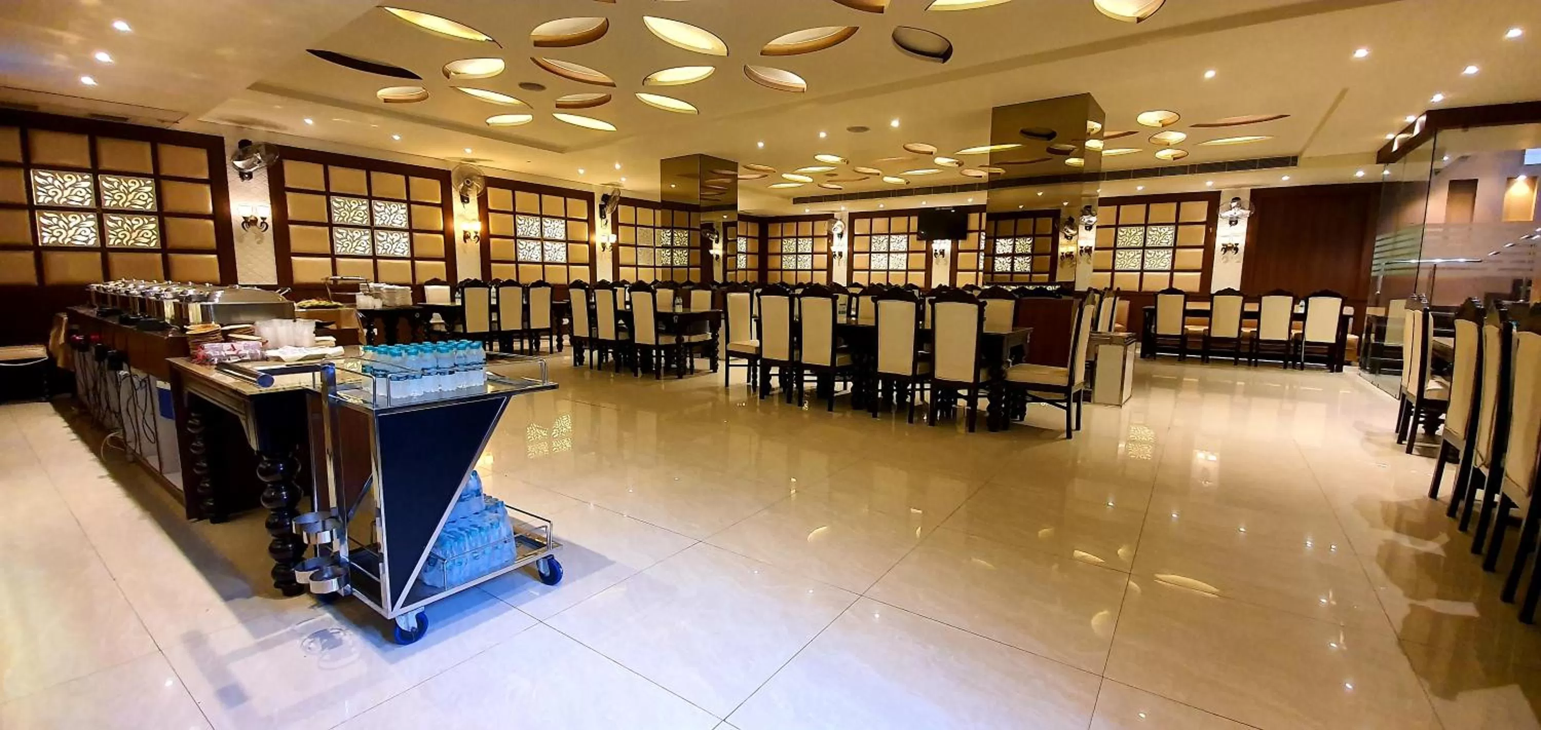 Hotel Makhan Residency
