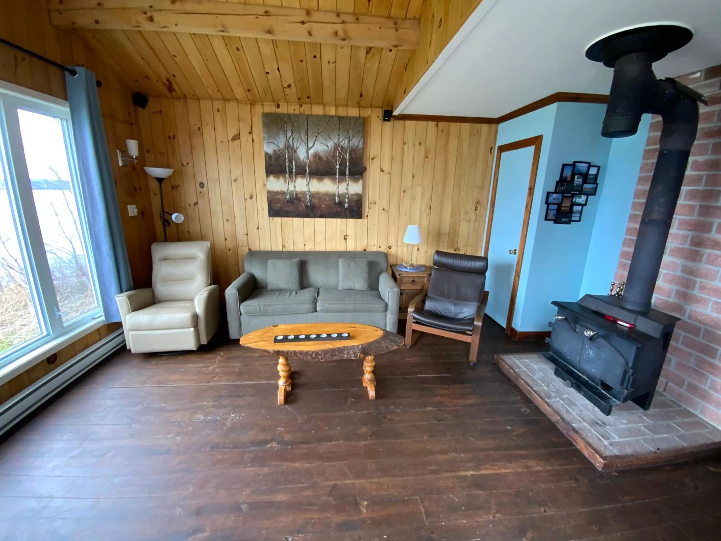 Seating Area in Auberge et Chalets sur le Lac