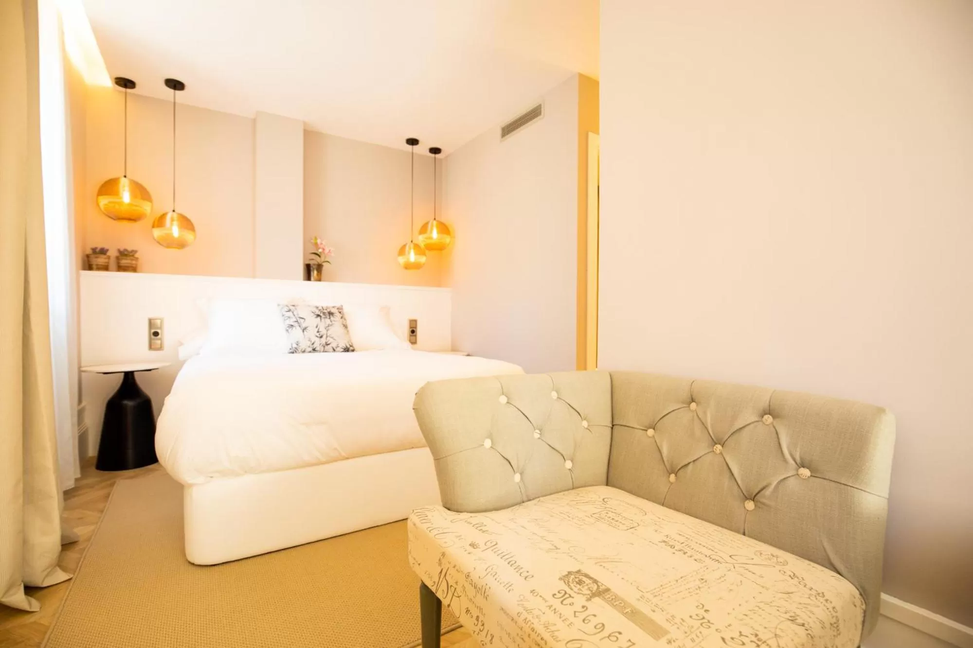 Photo of the whole room, Bed in Casa do Estanco