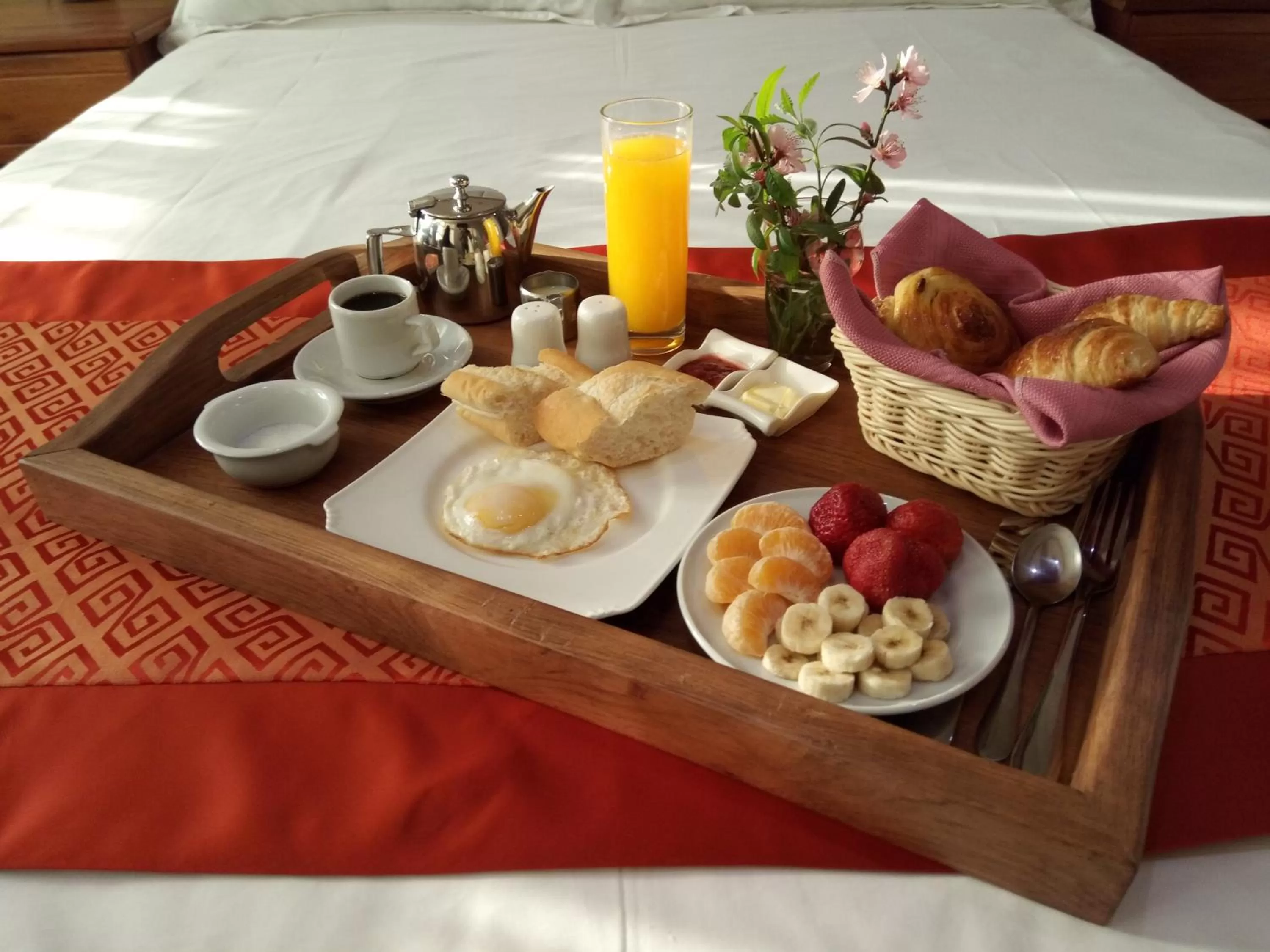 Breakfast in Valiha Hotel Antananarivo