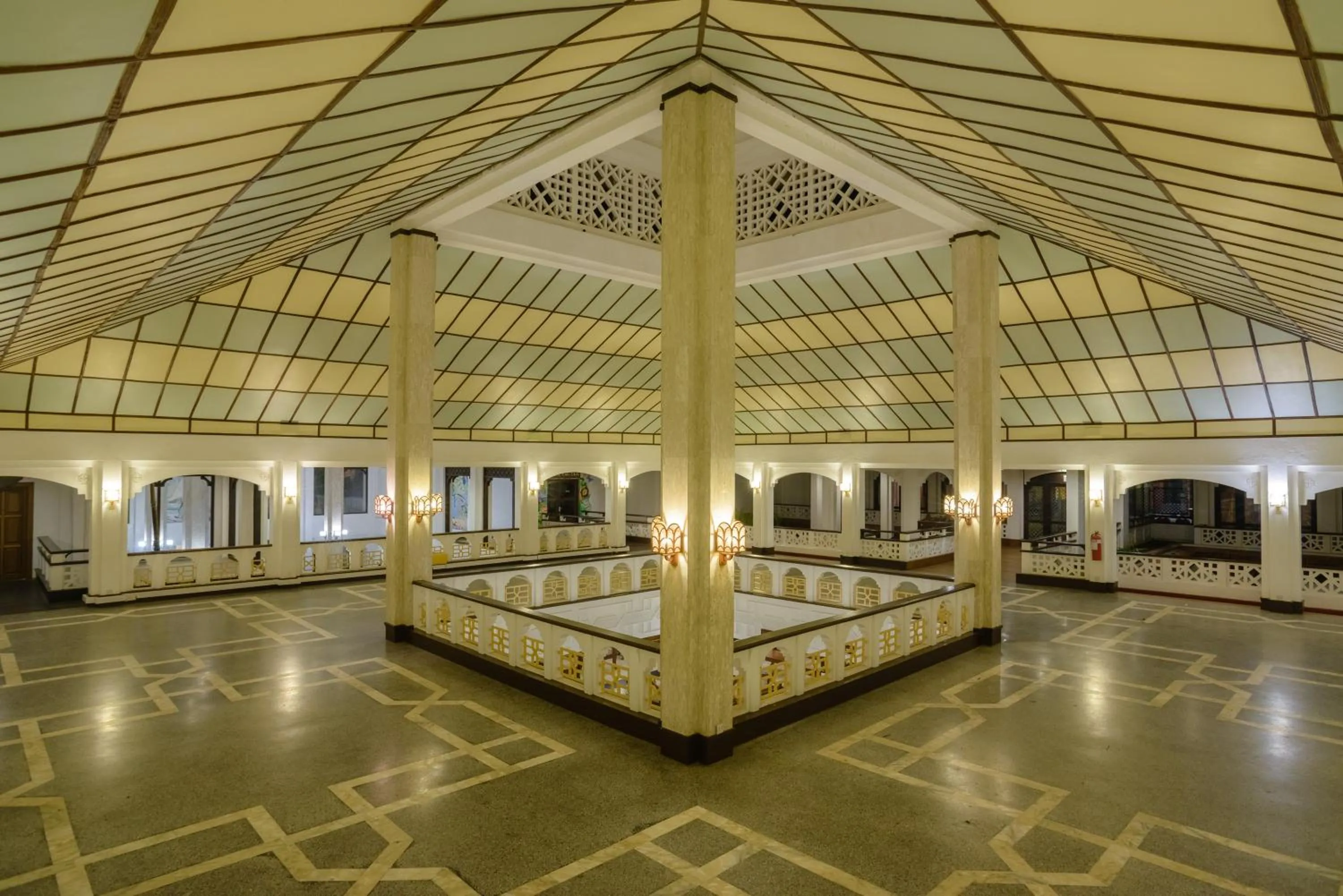 Area and facilities in Sarova Whitesands Beach Resort & Spa