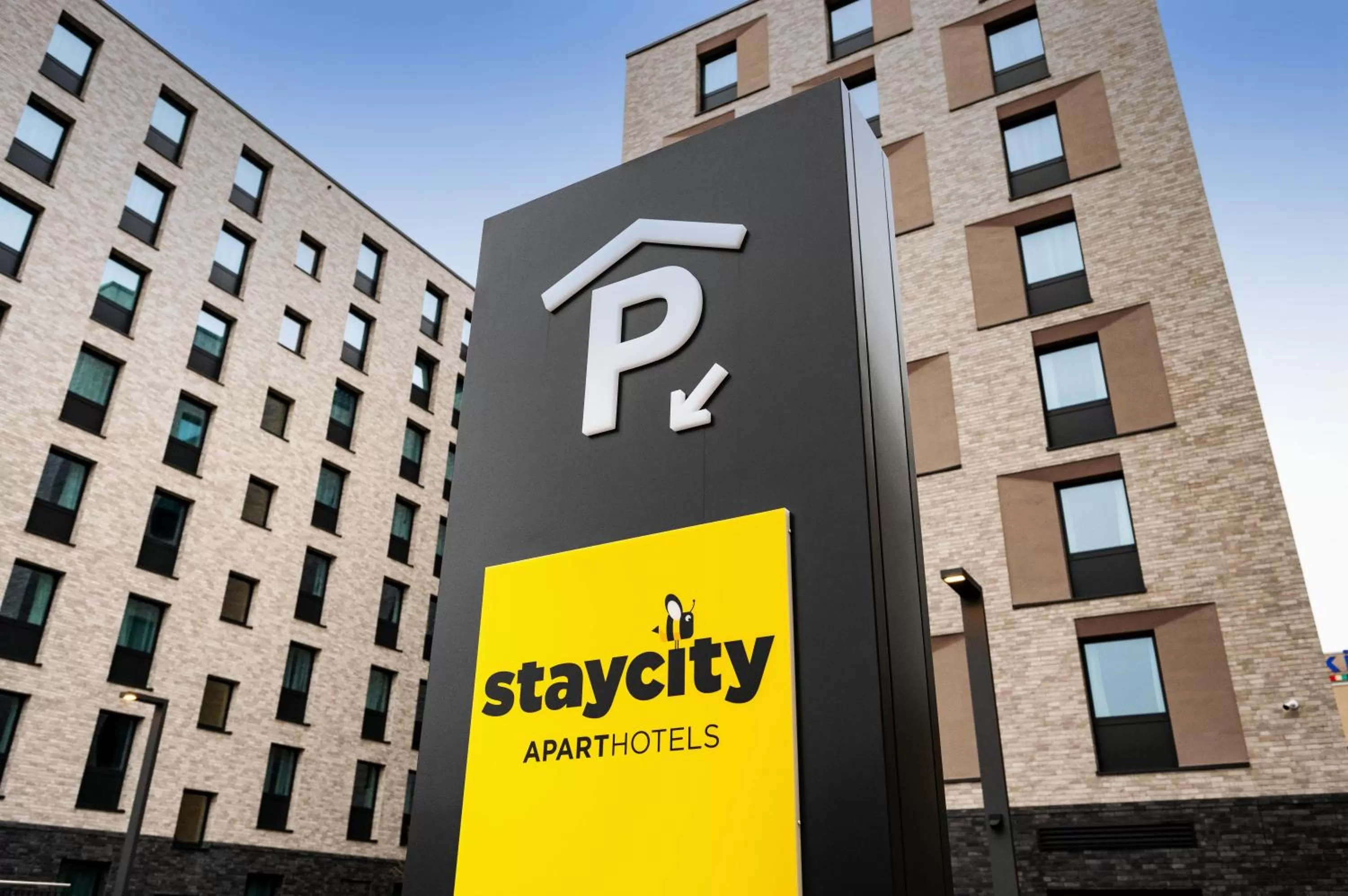 Logo/Certificate/Sign in Staycity Aparthotels Frankfurt Airport