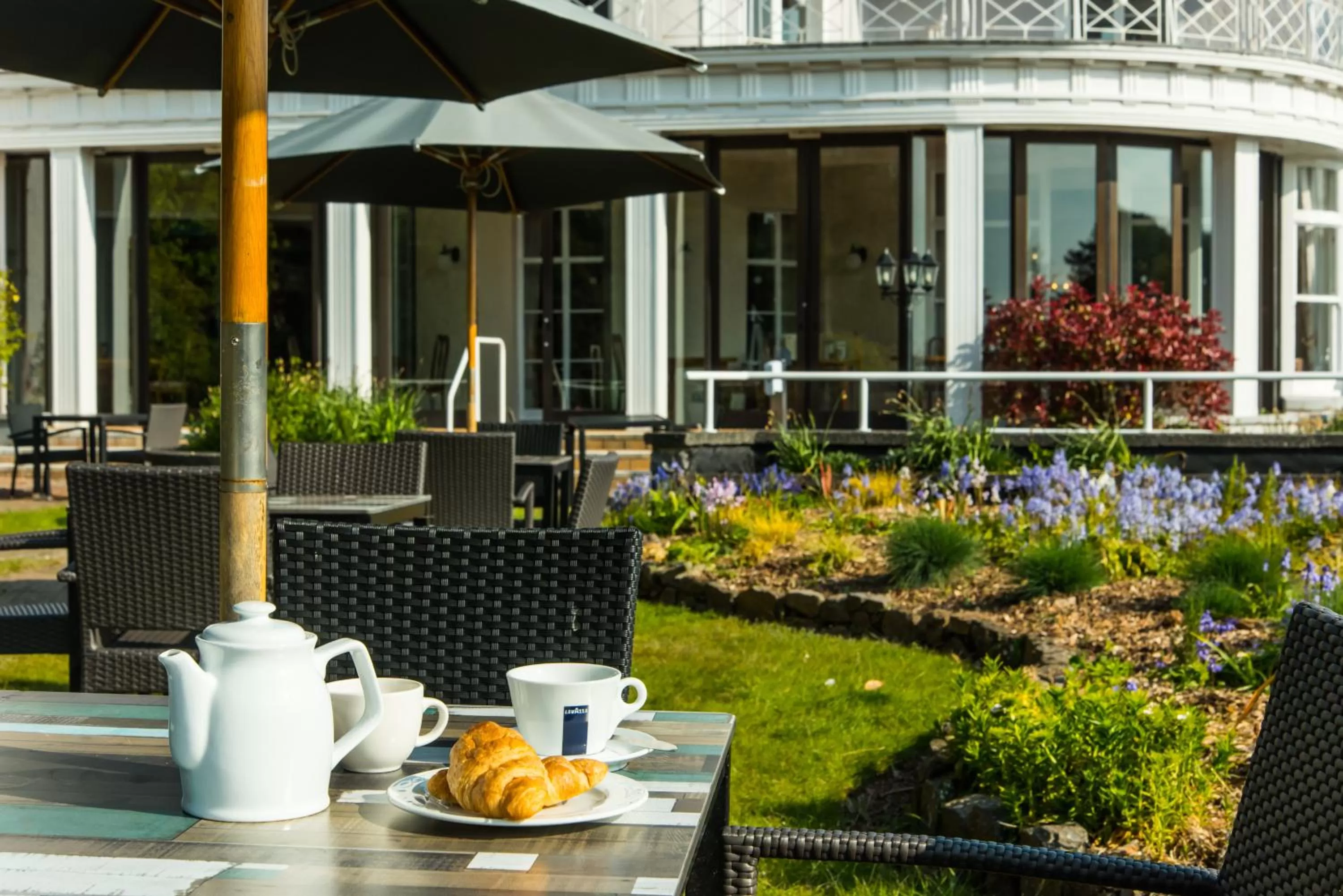 Restaurant/places to eat in Cliffden Hotel