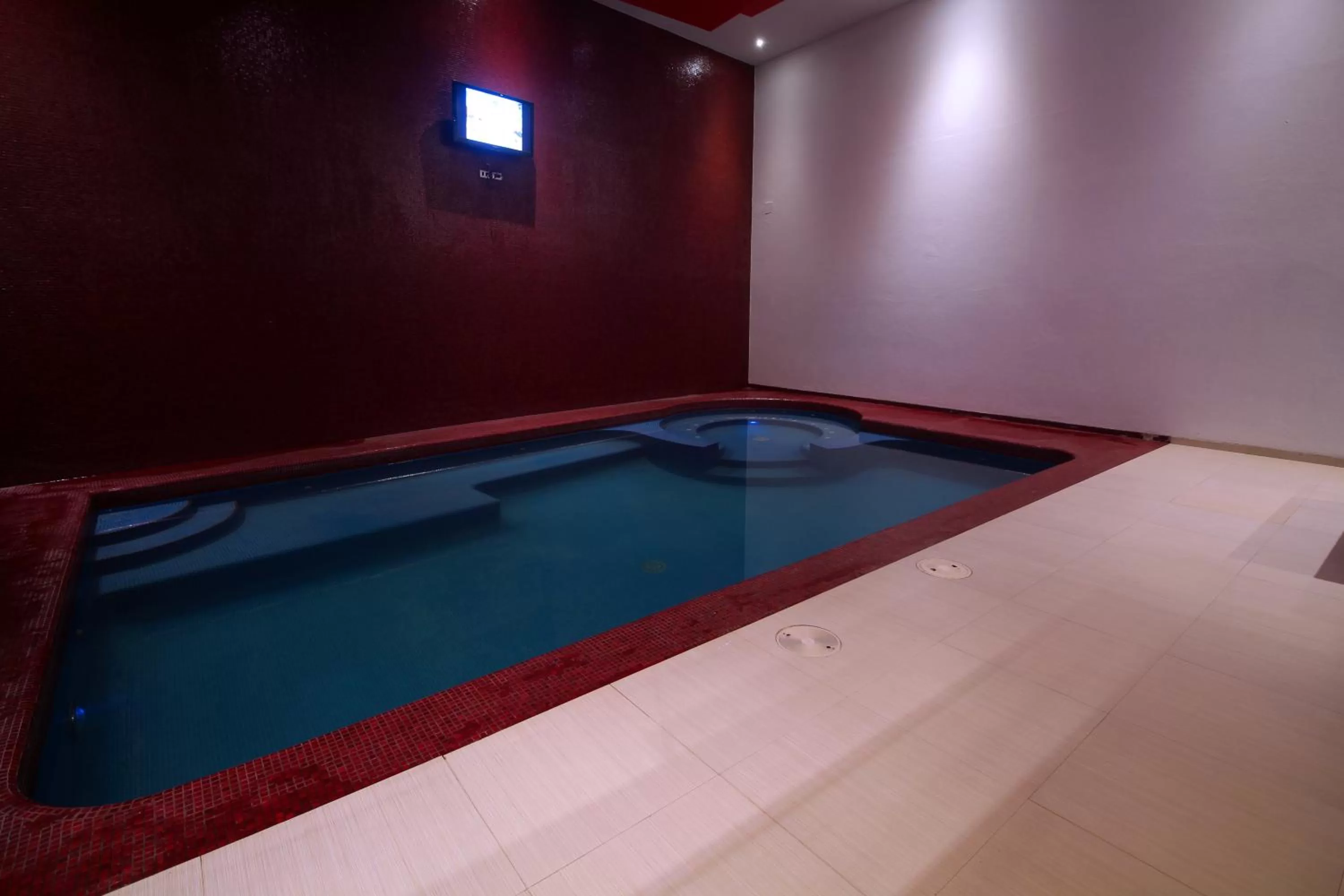 Swimming pool in Motel Via