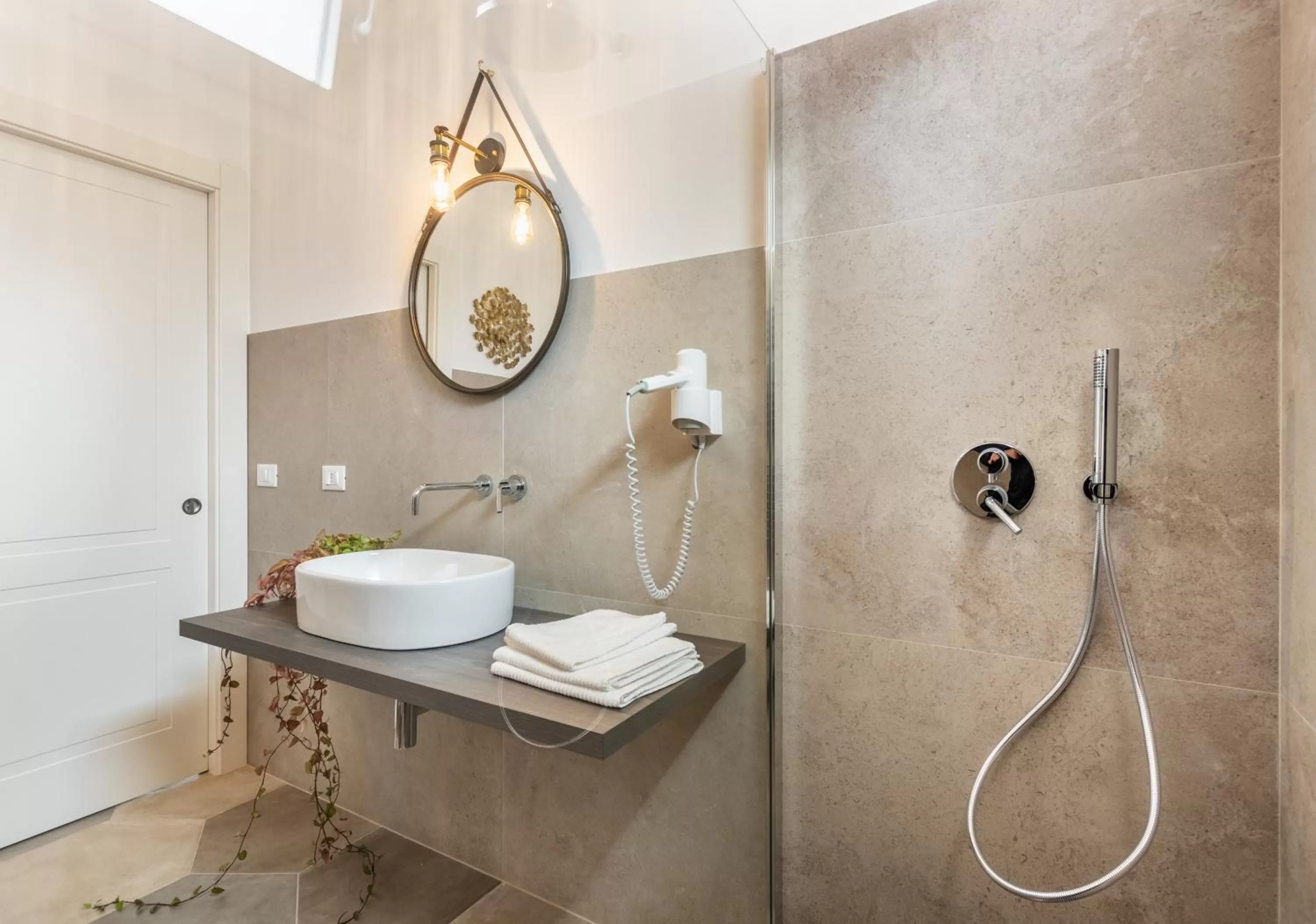 Bathroom in Baglio Genovesi