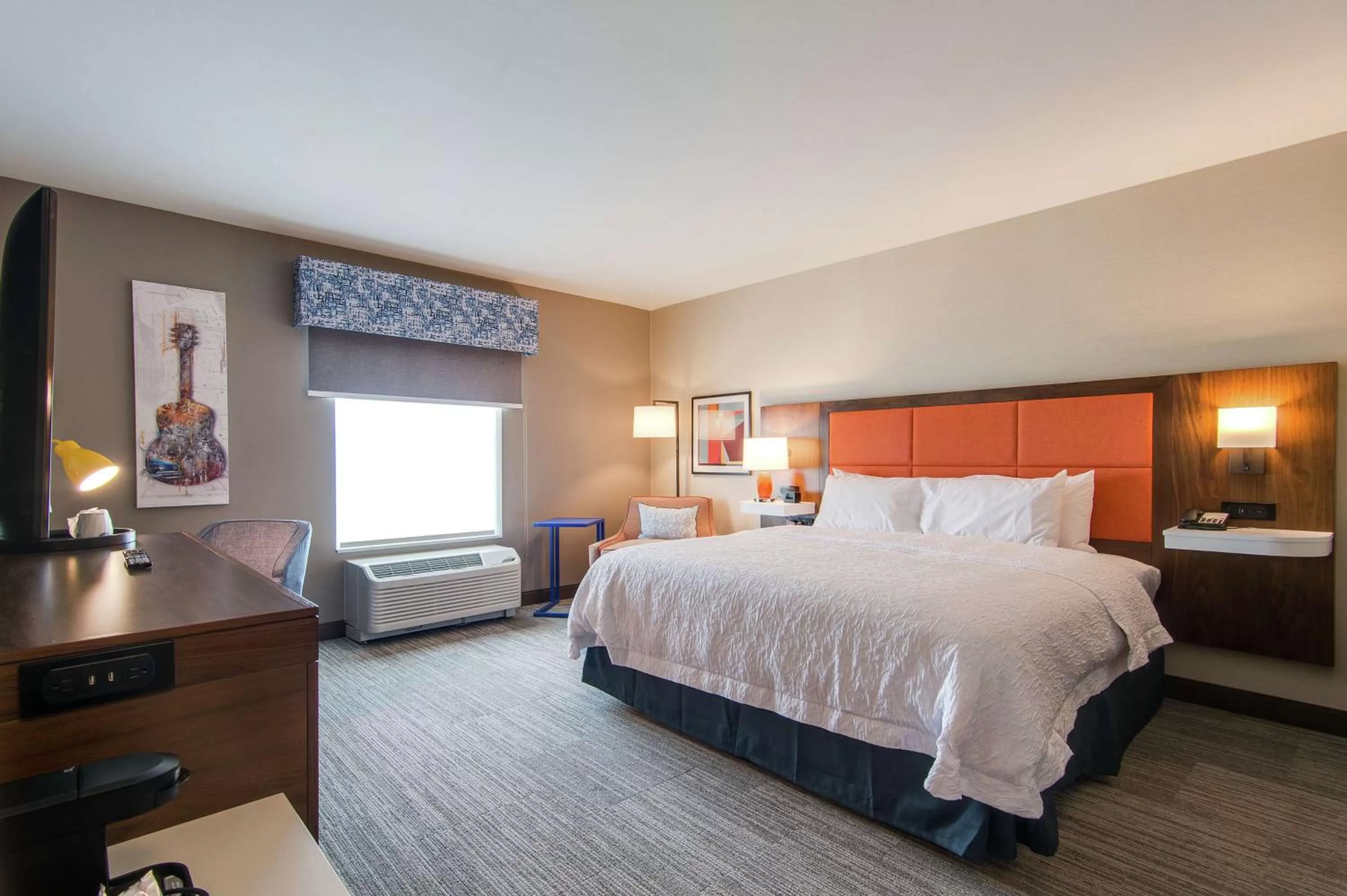 Bedroom, Bed in Hampton Inn & Suites by Hilton Nashville North Skyline