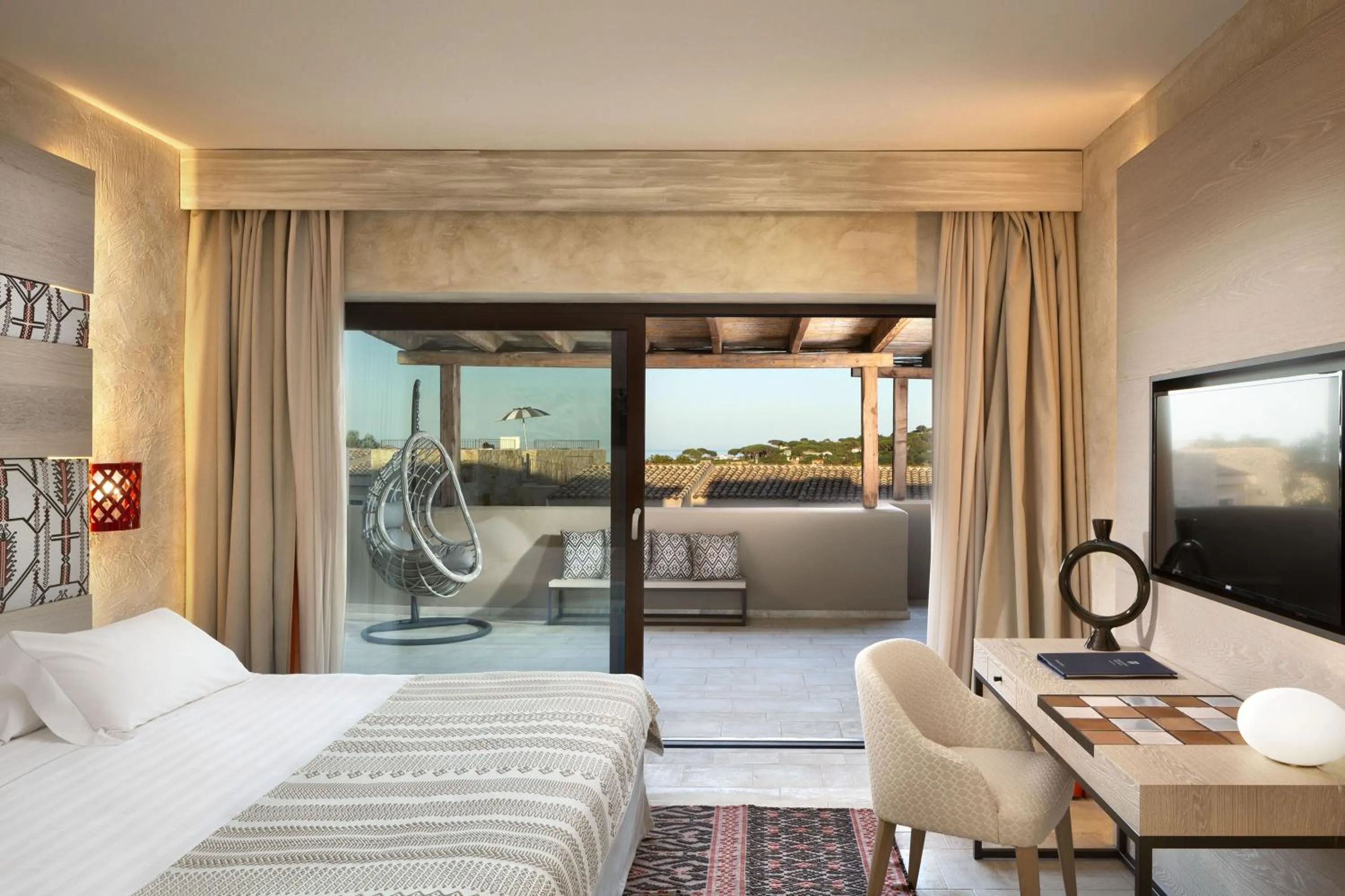 Bathroom, Bed in Baglioni Resort Sardinia - The Leading Hotels of the World