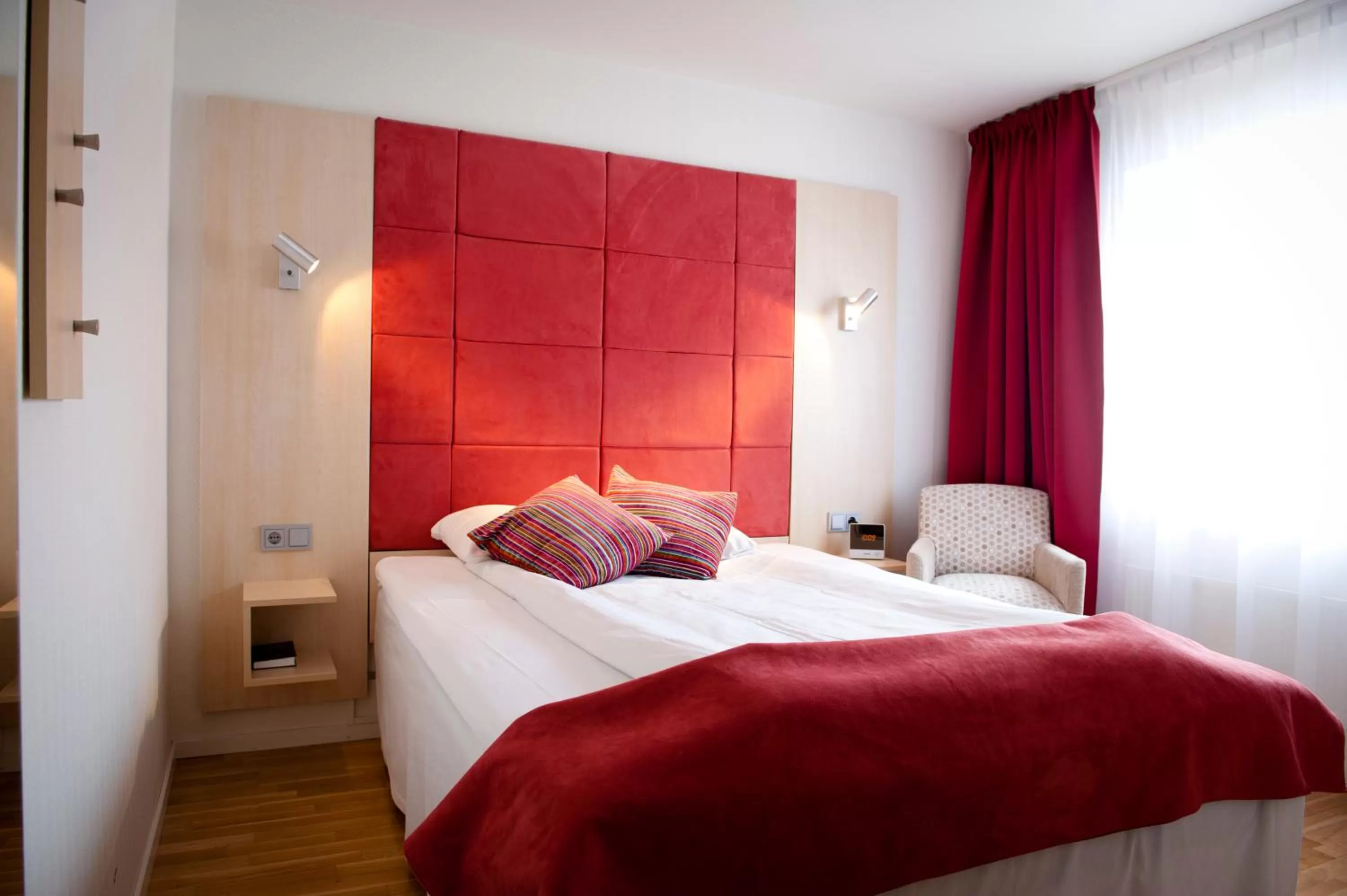 Photo of the whole room, Bed in Sturup Airport Hotel