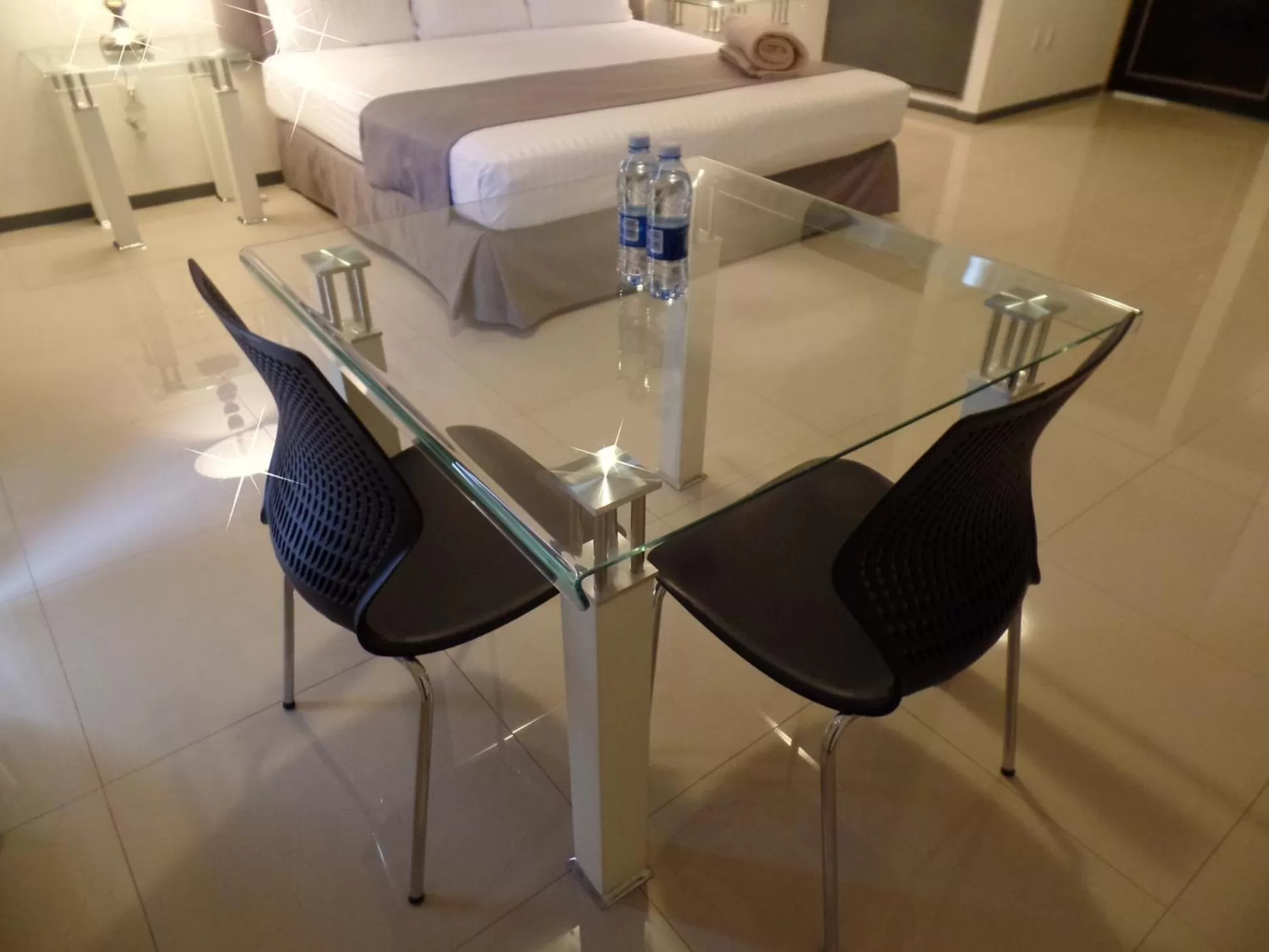 Dining area in Hotel Suites Bernini