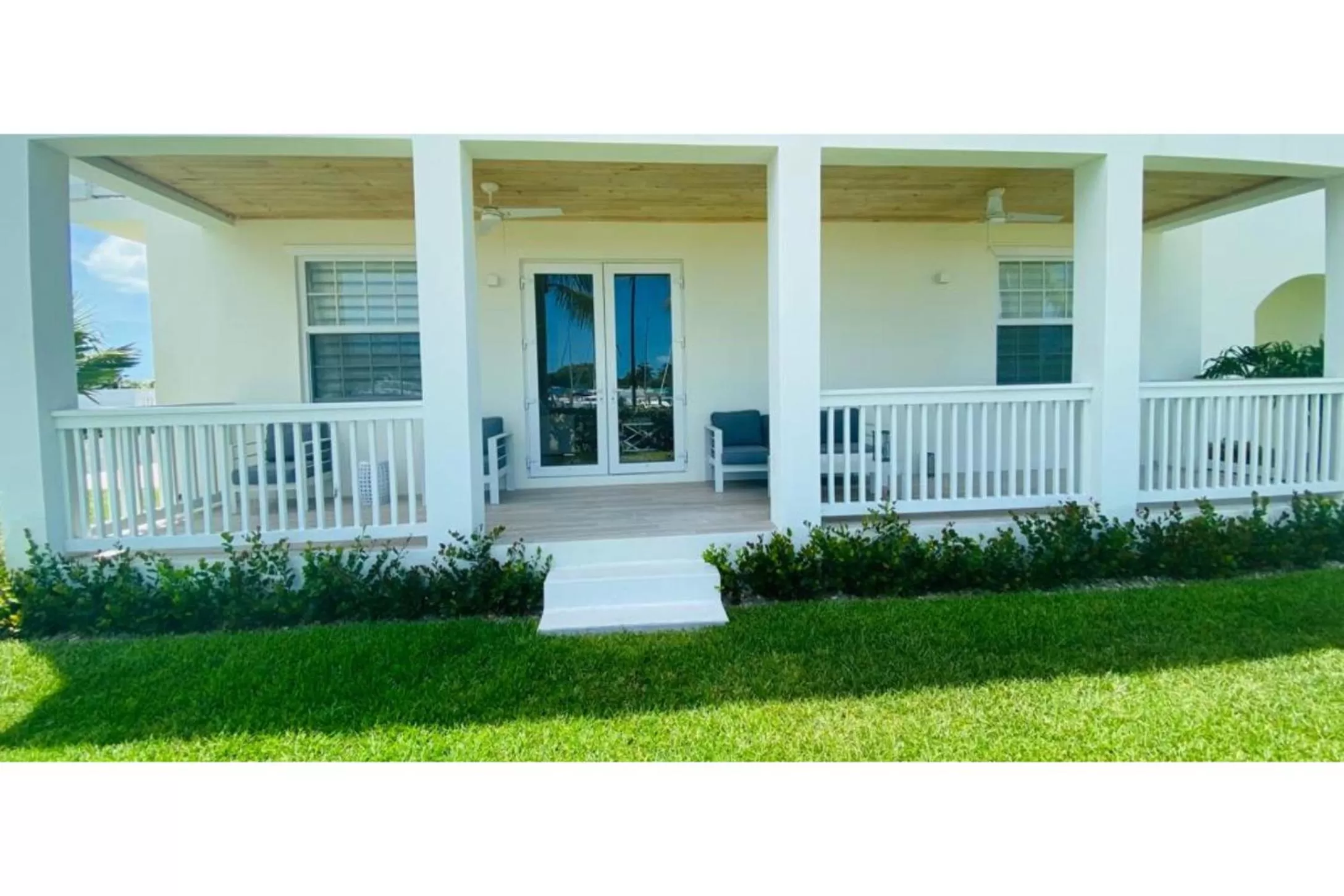 Property Building in Palm Cay Marina and Resort