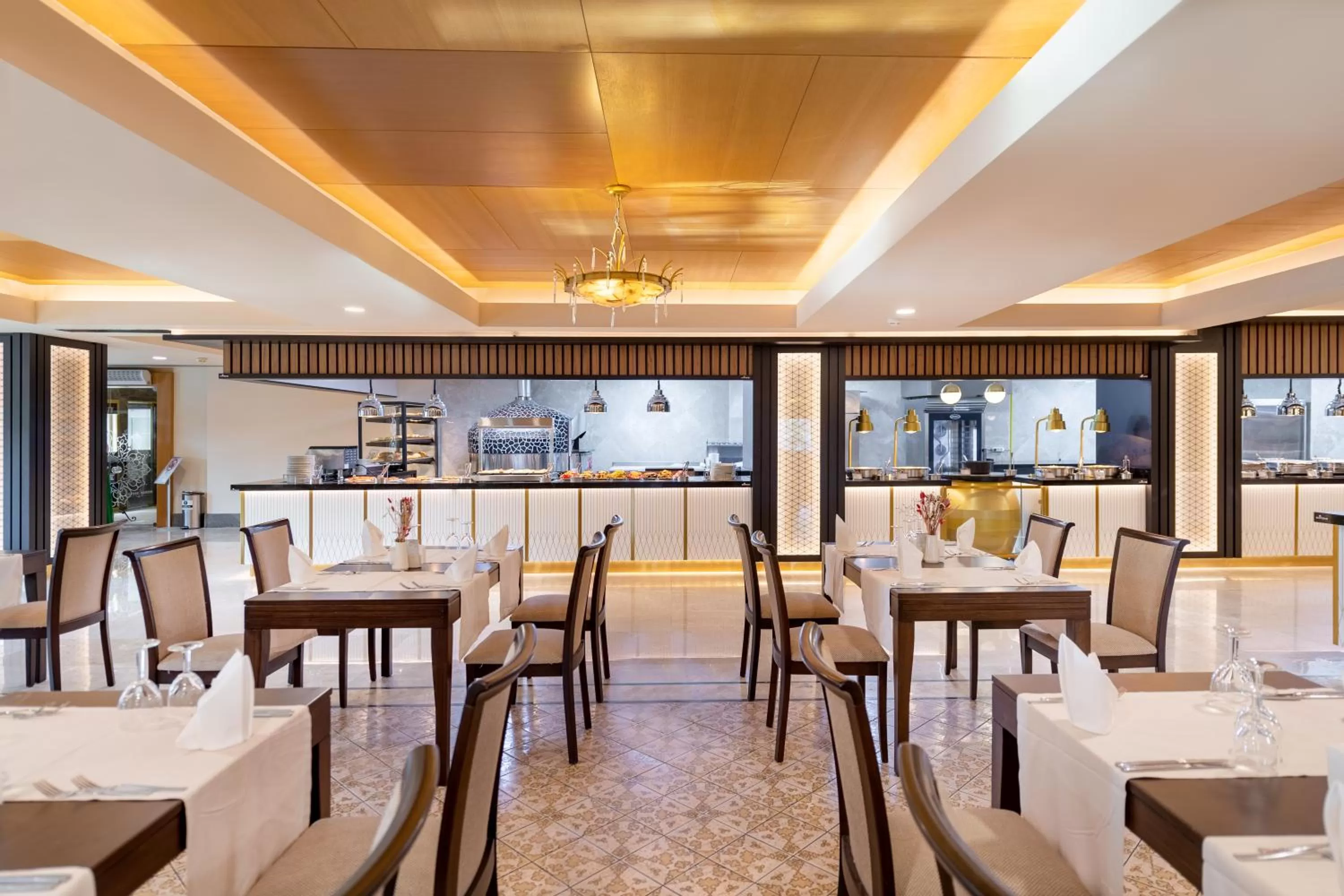 Restaurant/places to eat in Kamelya Selin Hotel Luxury Resort & SPA