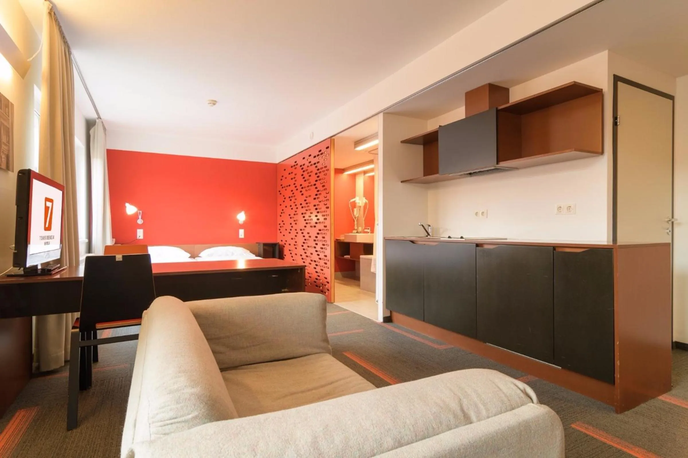 Kitchen or kitchenette in Kyriad Vienna Altmannsdorf