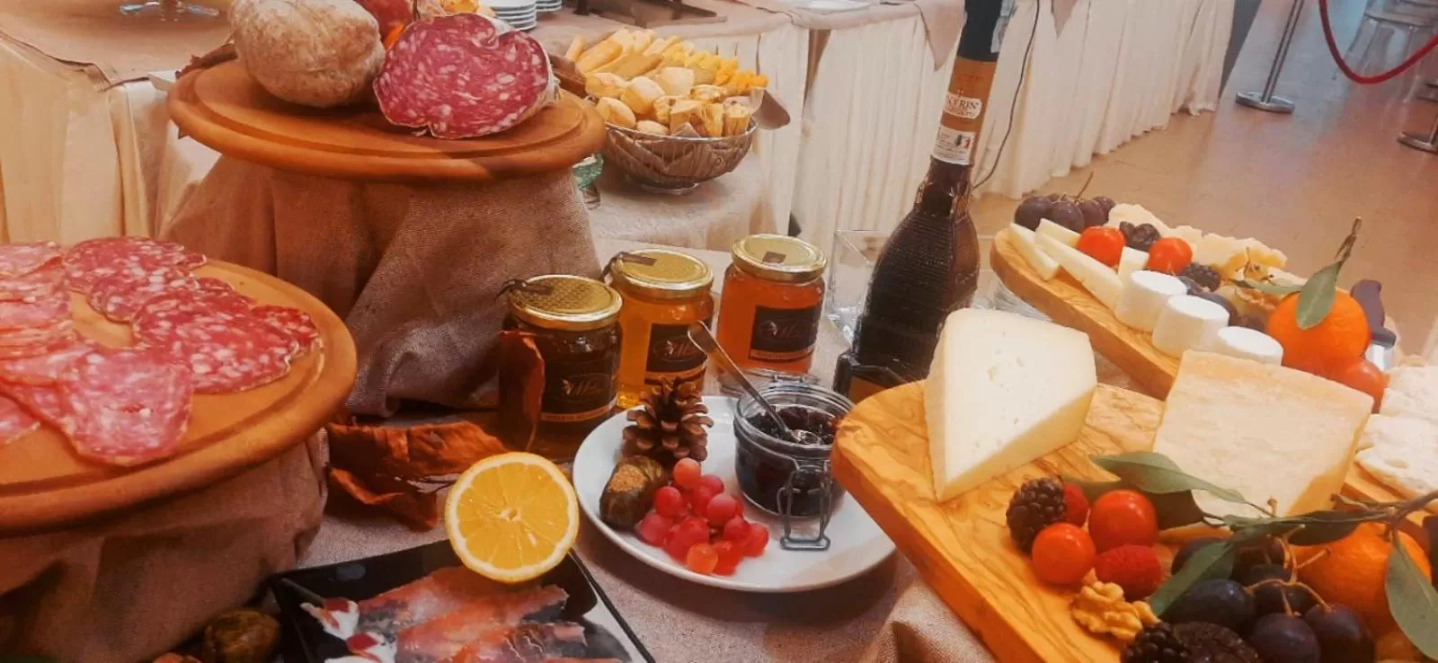 Breakfast in Hotel Concord